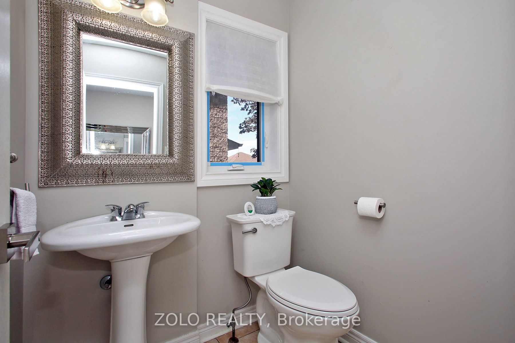 37 S Sewells Lane S Property Photo 4