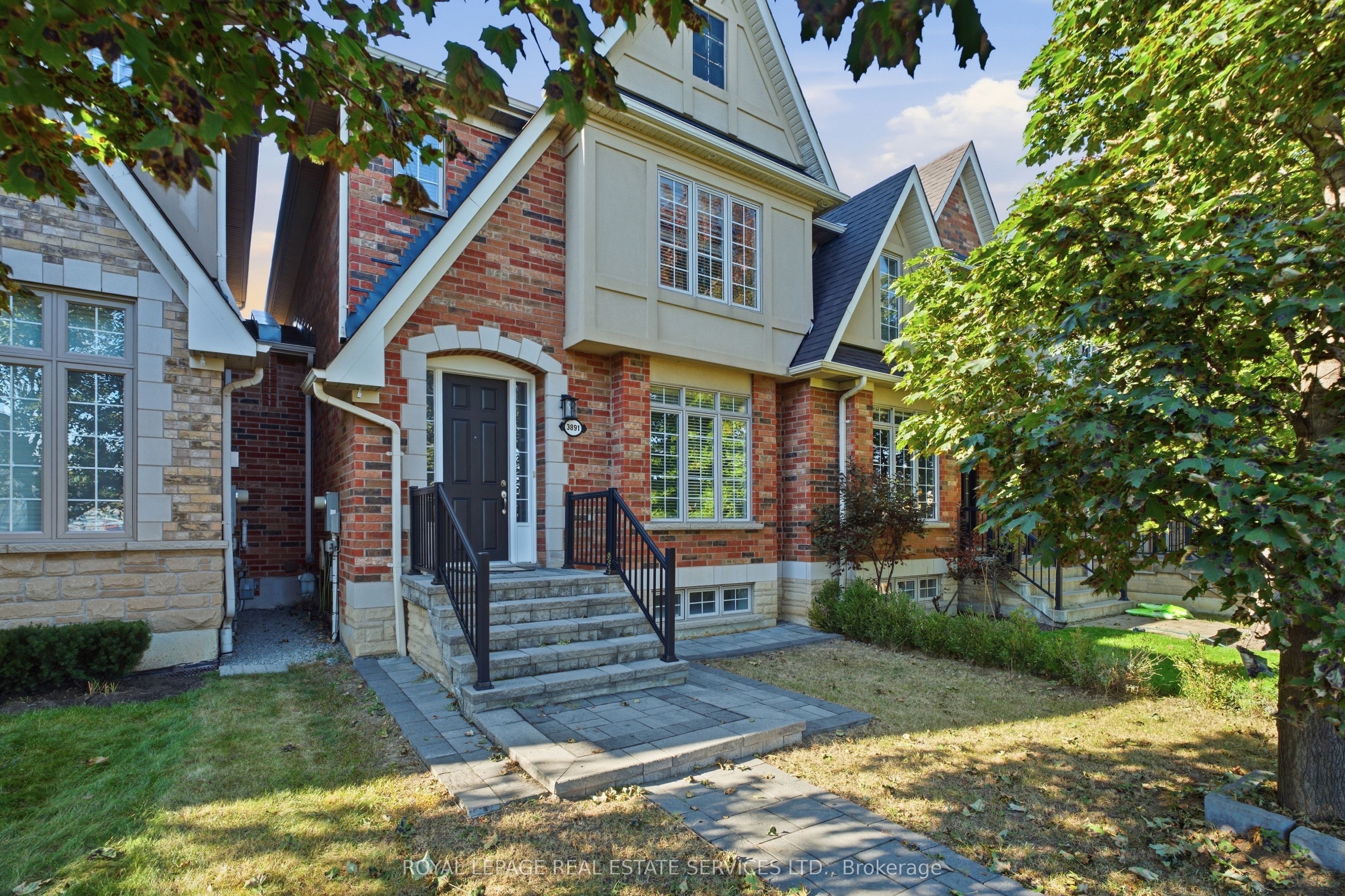 3891 Eglinton Avenue W Eglinton A Property Photo 1