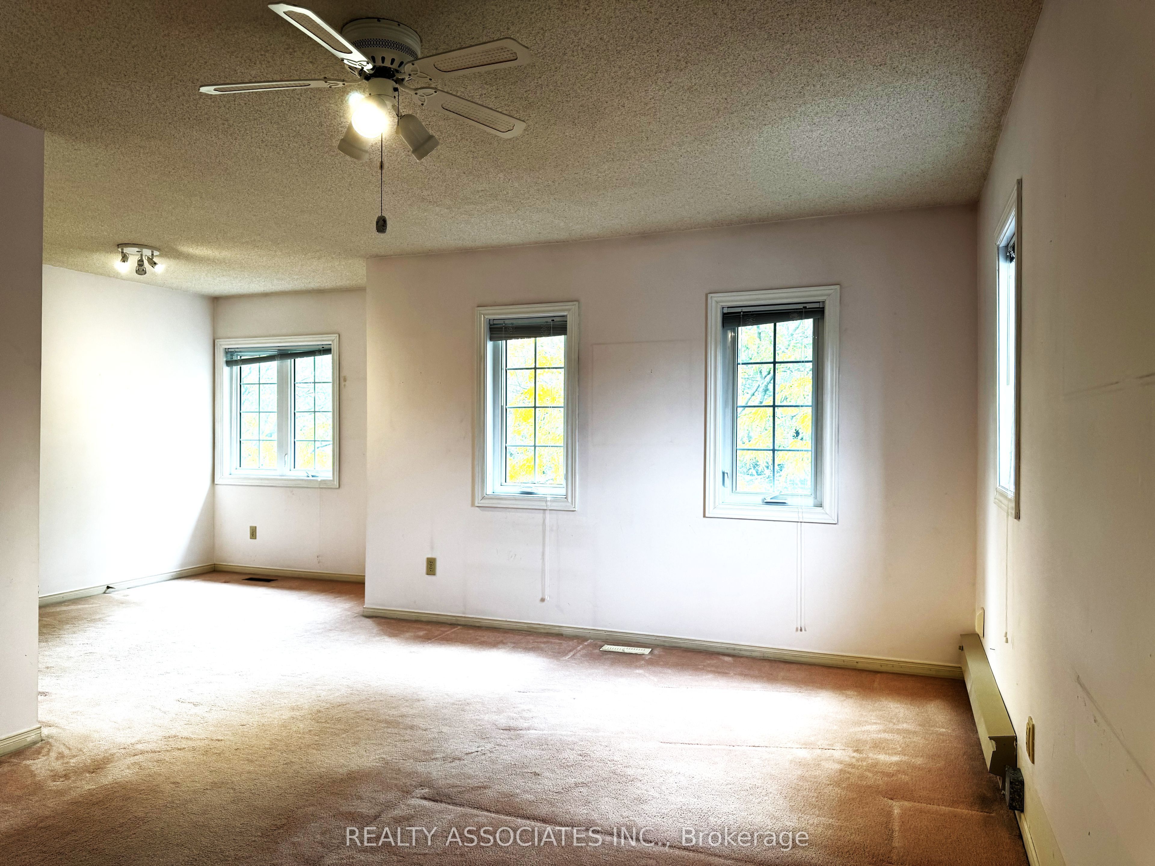 5577 Haddon Hall Road Property Photo 16