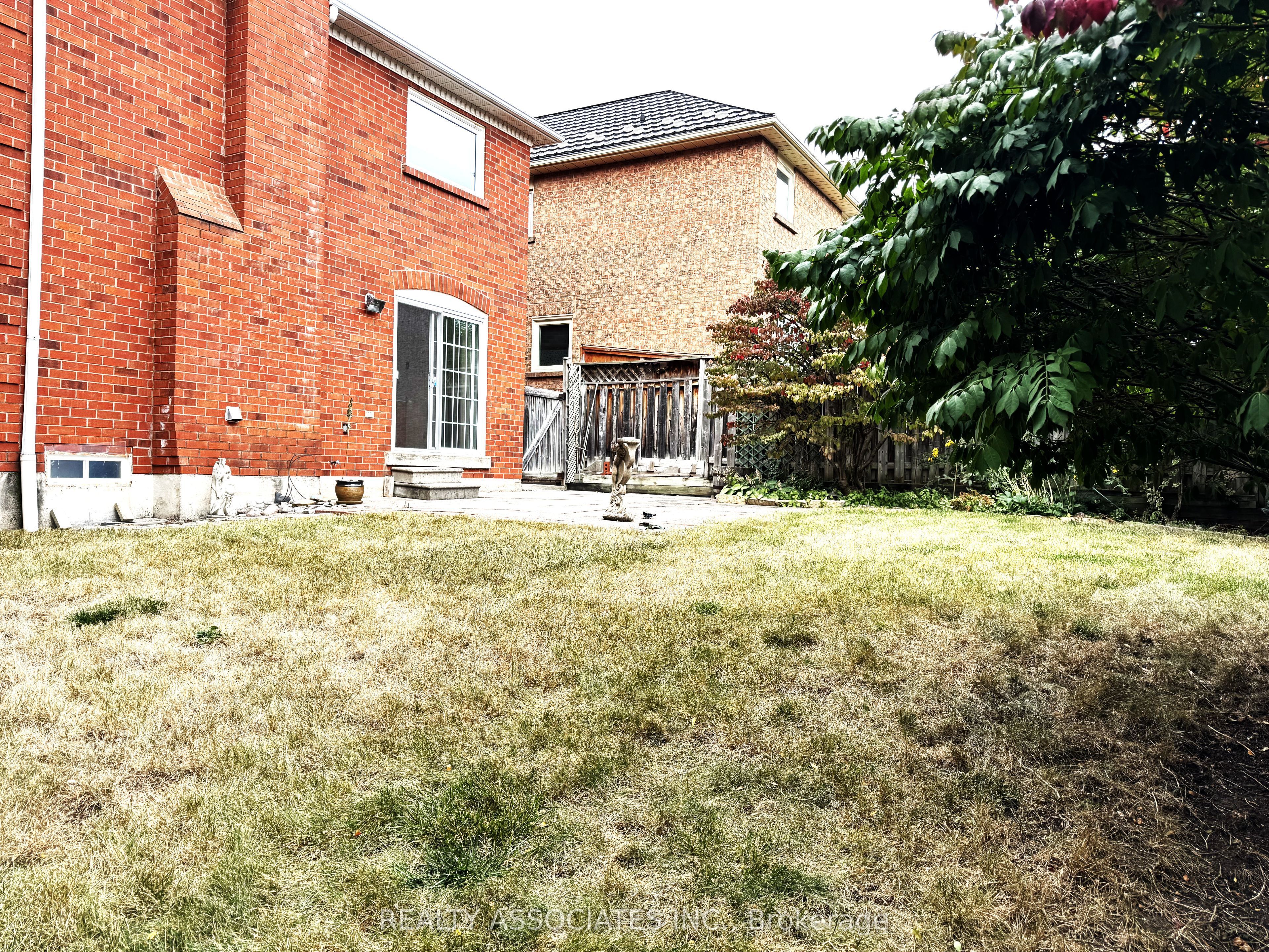 5577 Haddon Hall Road Property Photo 20
