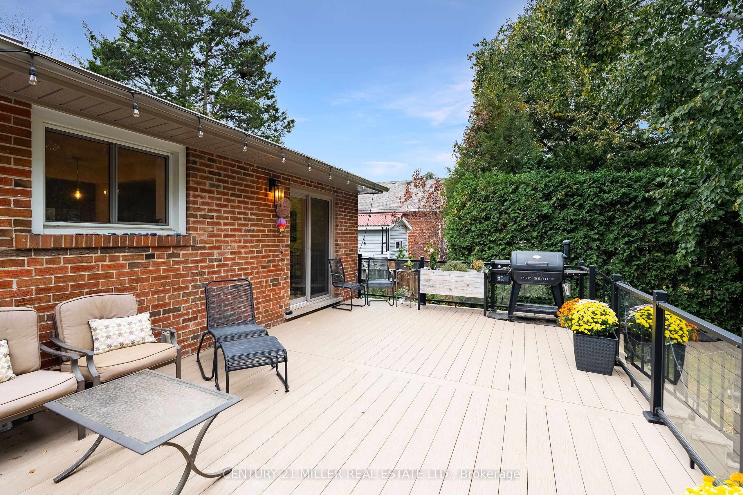 475 Willis Drive Property Photo 29