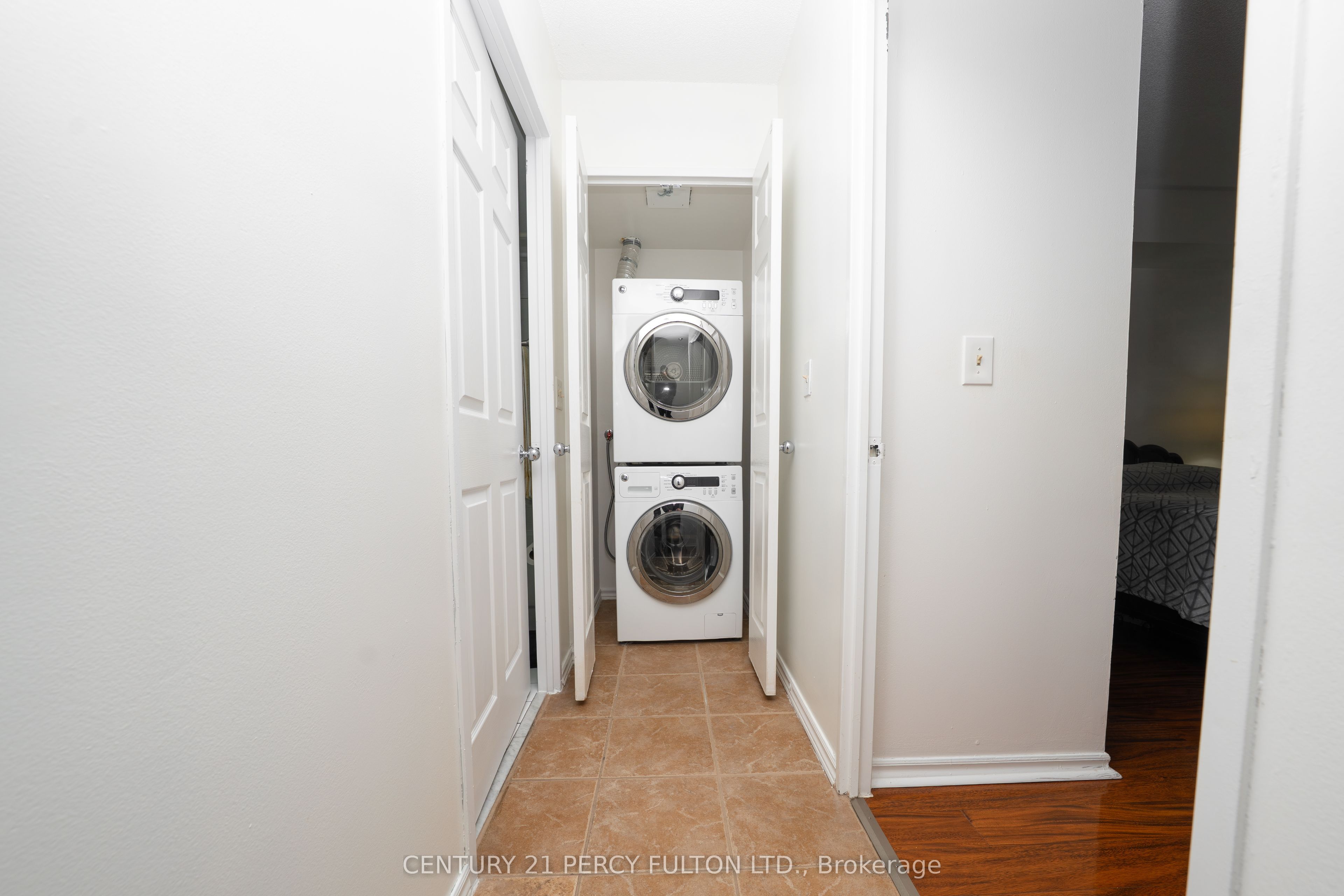 325 Webb Drive 508 Property Photo 7