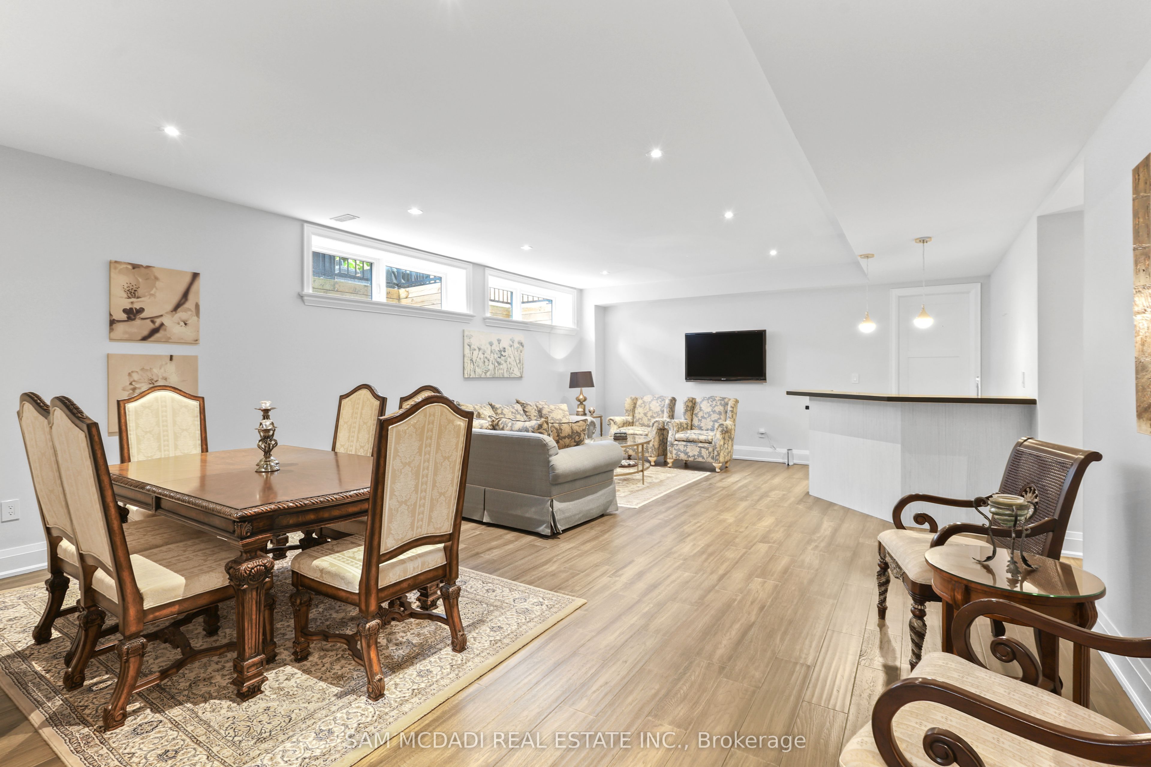 390 Sandhurst Drive Property Photo 40