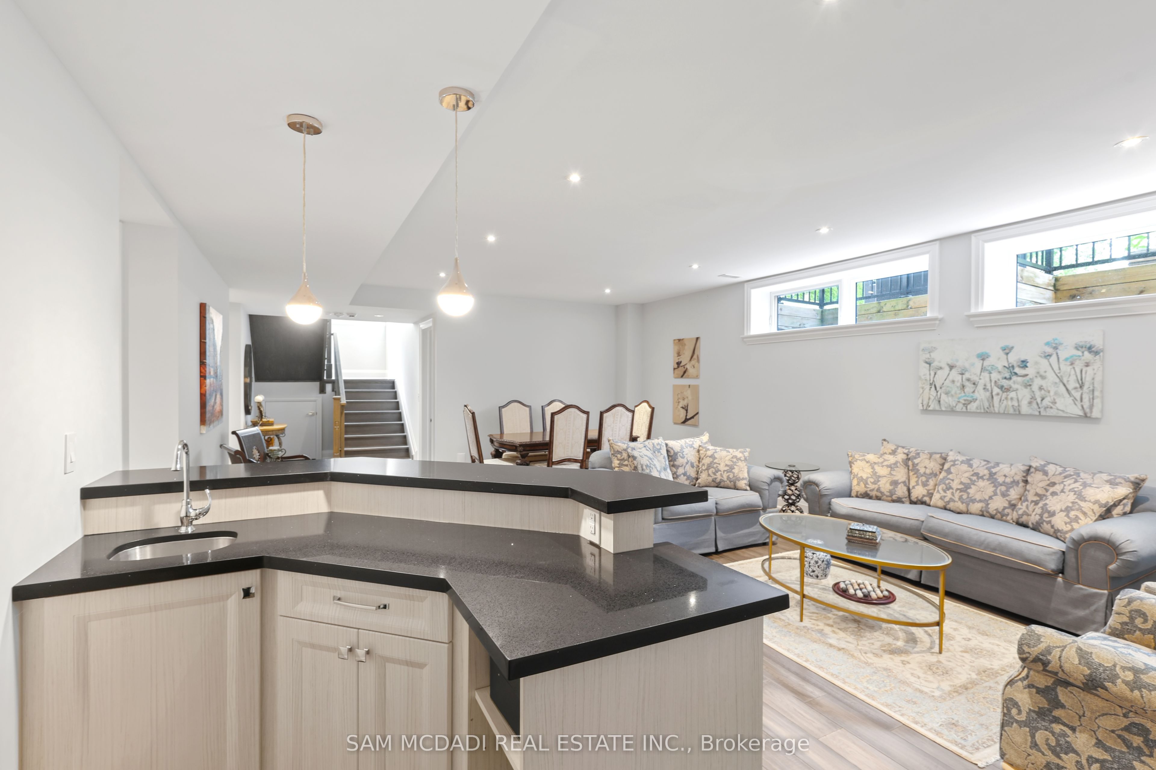 390 Sandhurst Drive Property Photo 43