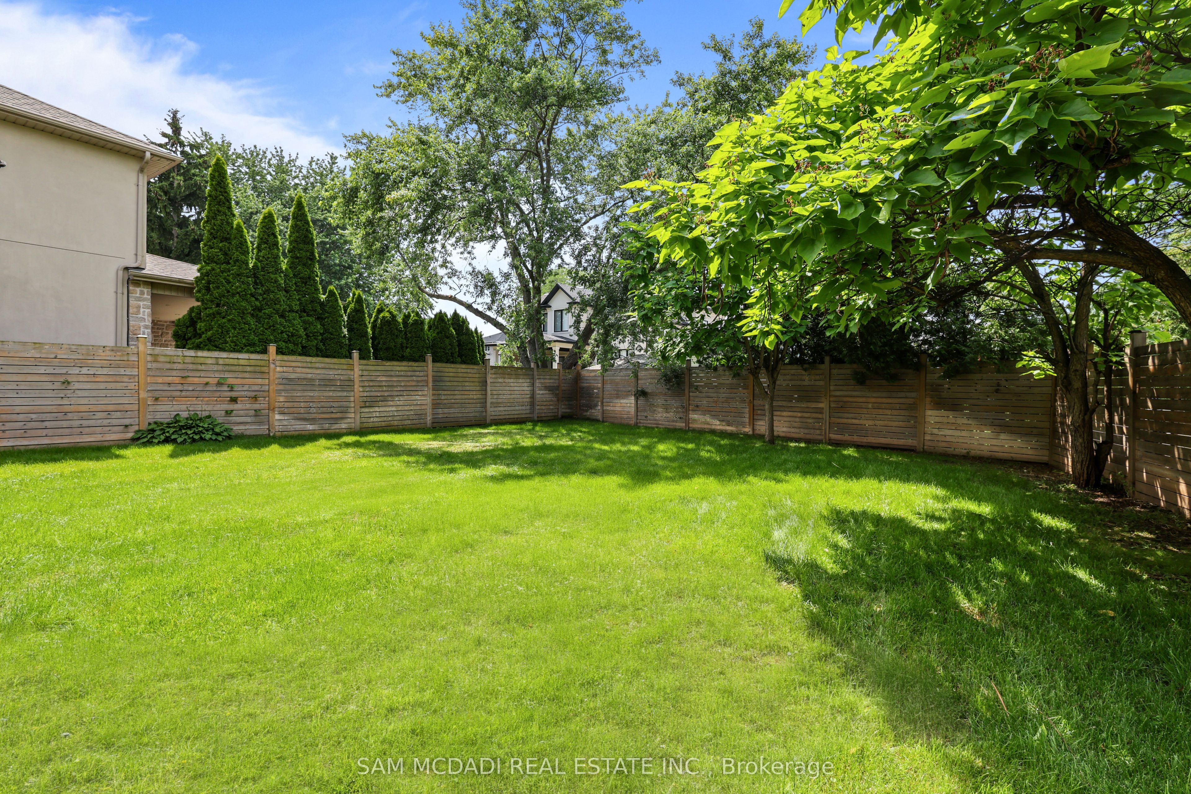 390 Sandhurst Drive Property Photo 48