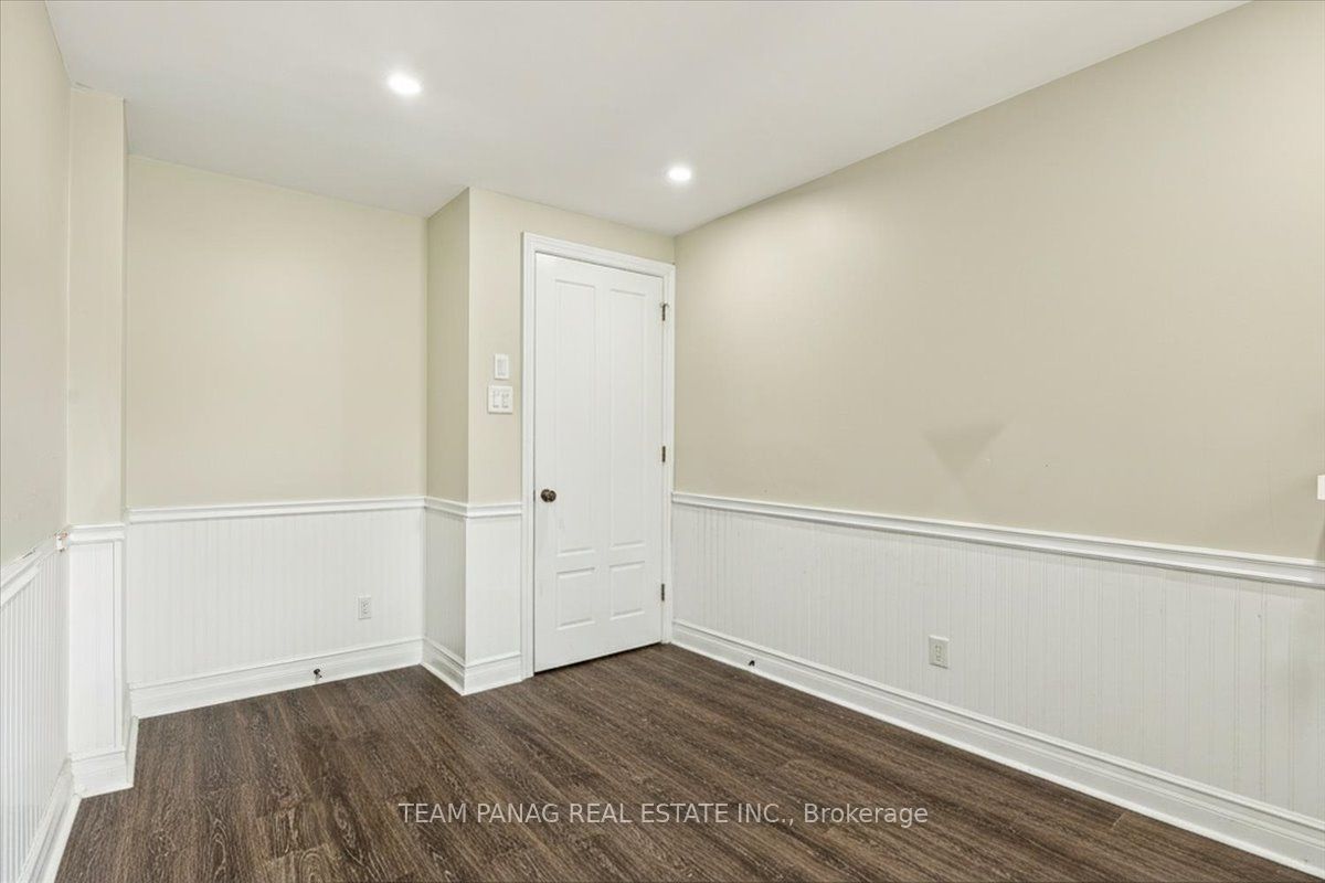 16 Groveland Court Property Photo 18