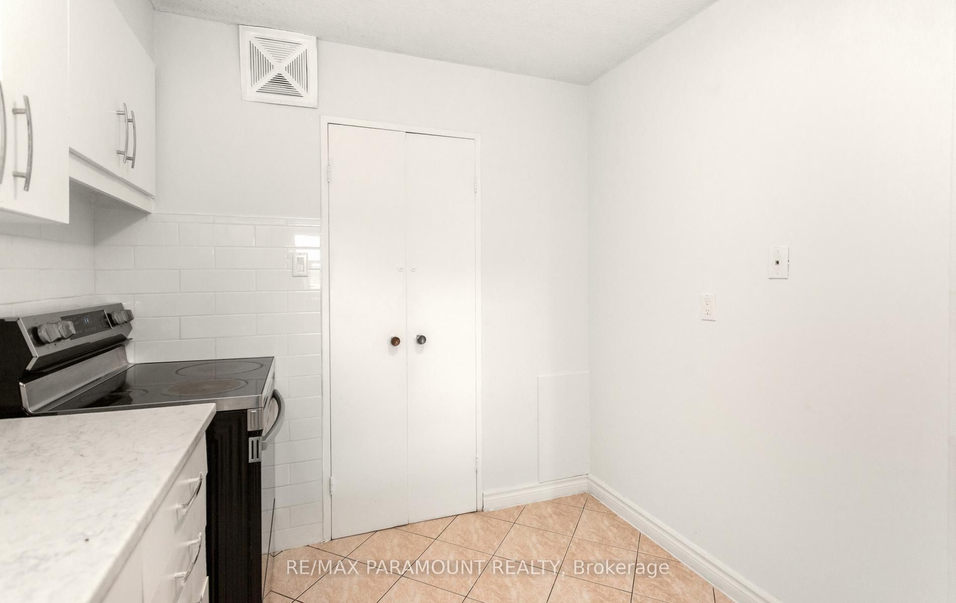 1881 Jane Street 303 Property Photo 18