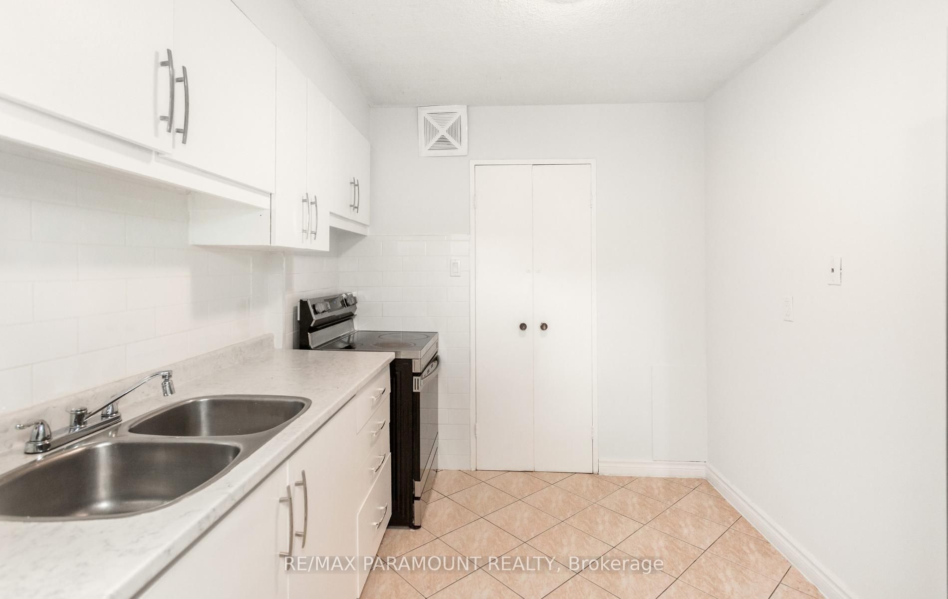 1881 Jane Street 303 Property Photo 19
