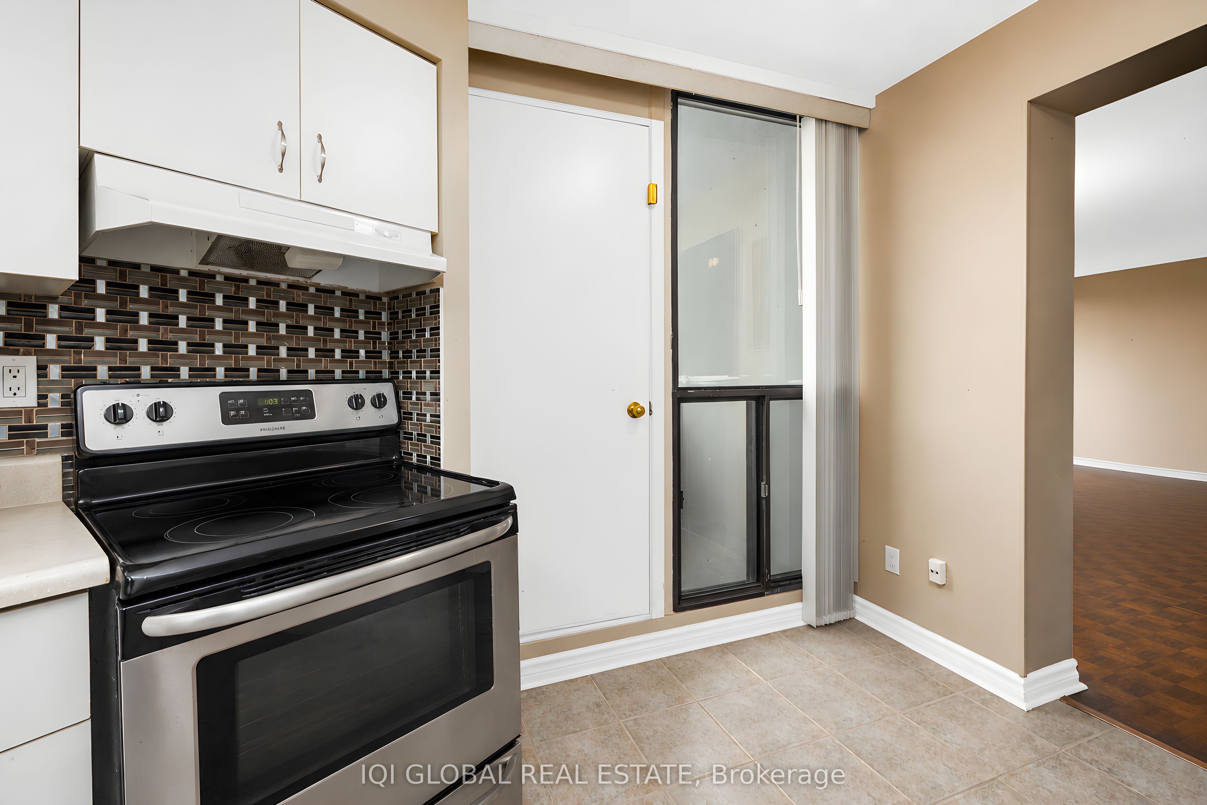 284 Mill Road C2 Property Photo 17