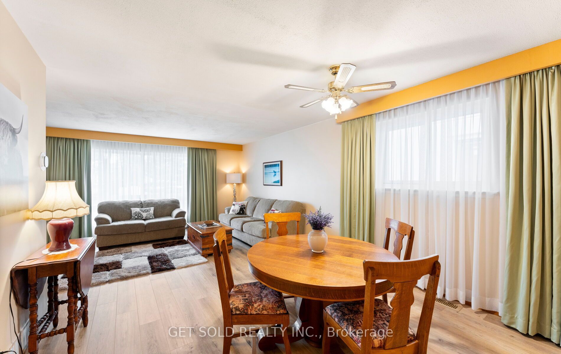 22 Almayo Crescent Property Photo 7