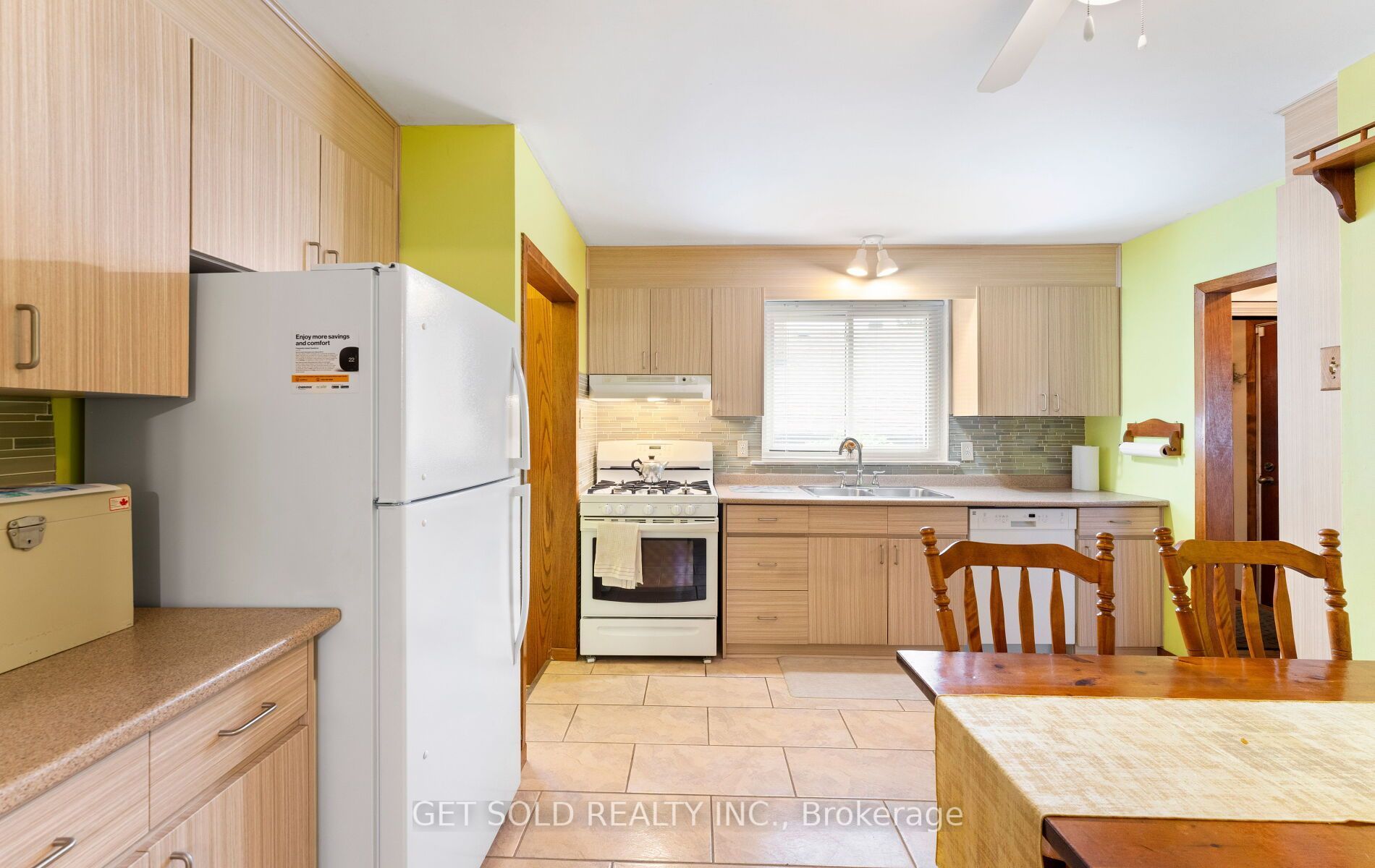 22 Almayo Crescent Property Photo 11
