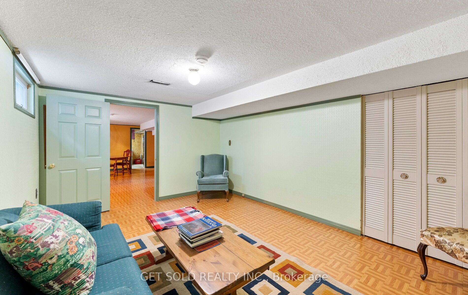 22 Almayo Crescent Property Photo 34