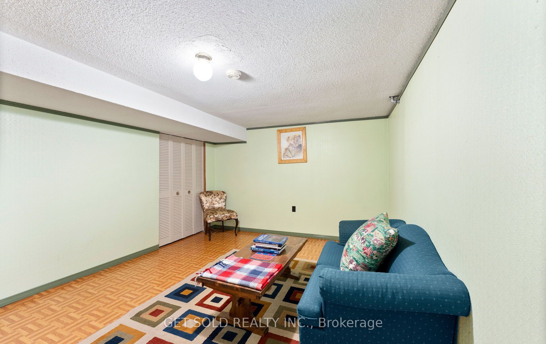 22 Almayo Crescent Property Photo 35