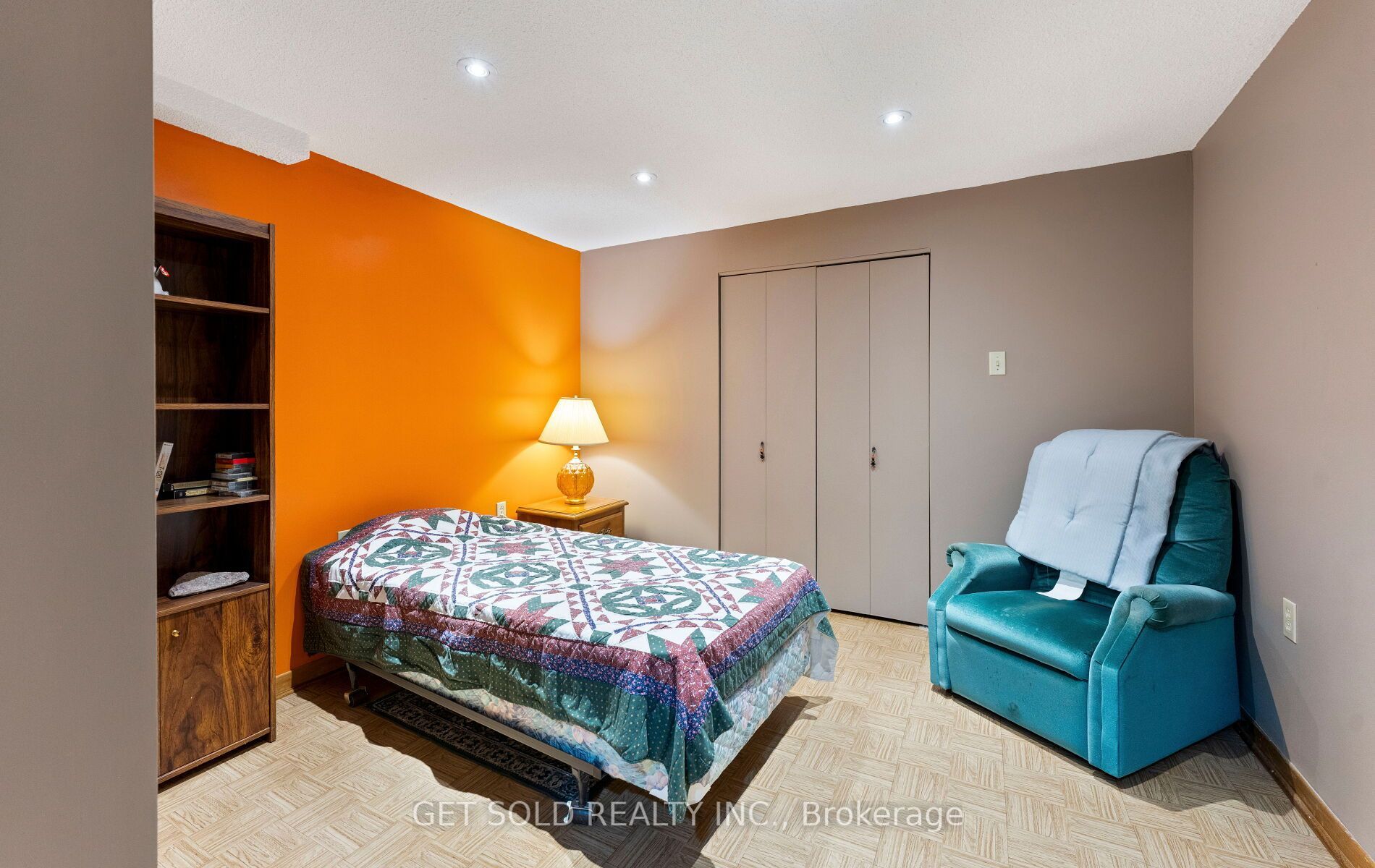 22 Almayo Crescent Property Photo 37