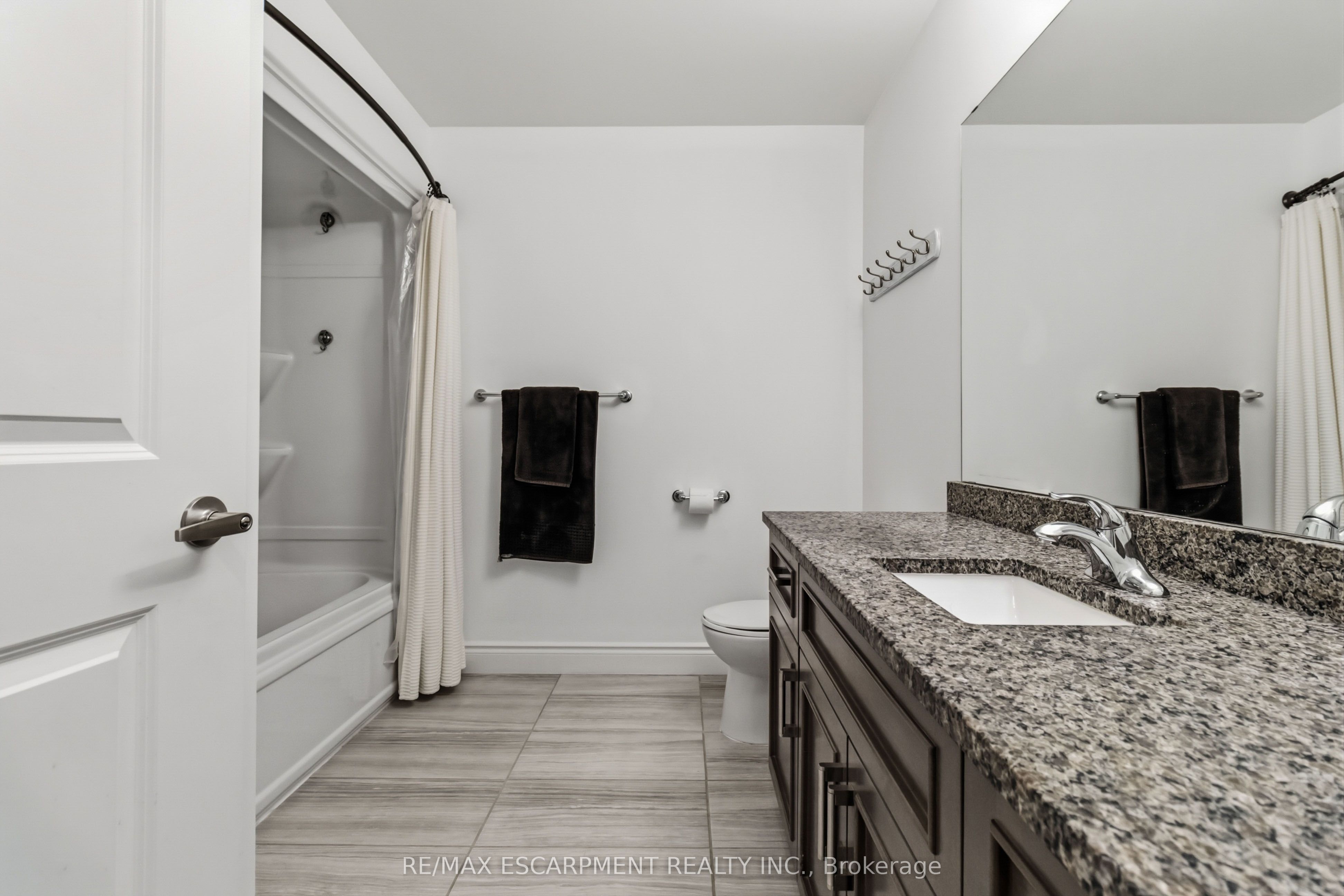 630 Sauve Street 113 Property Photo 29