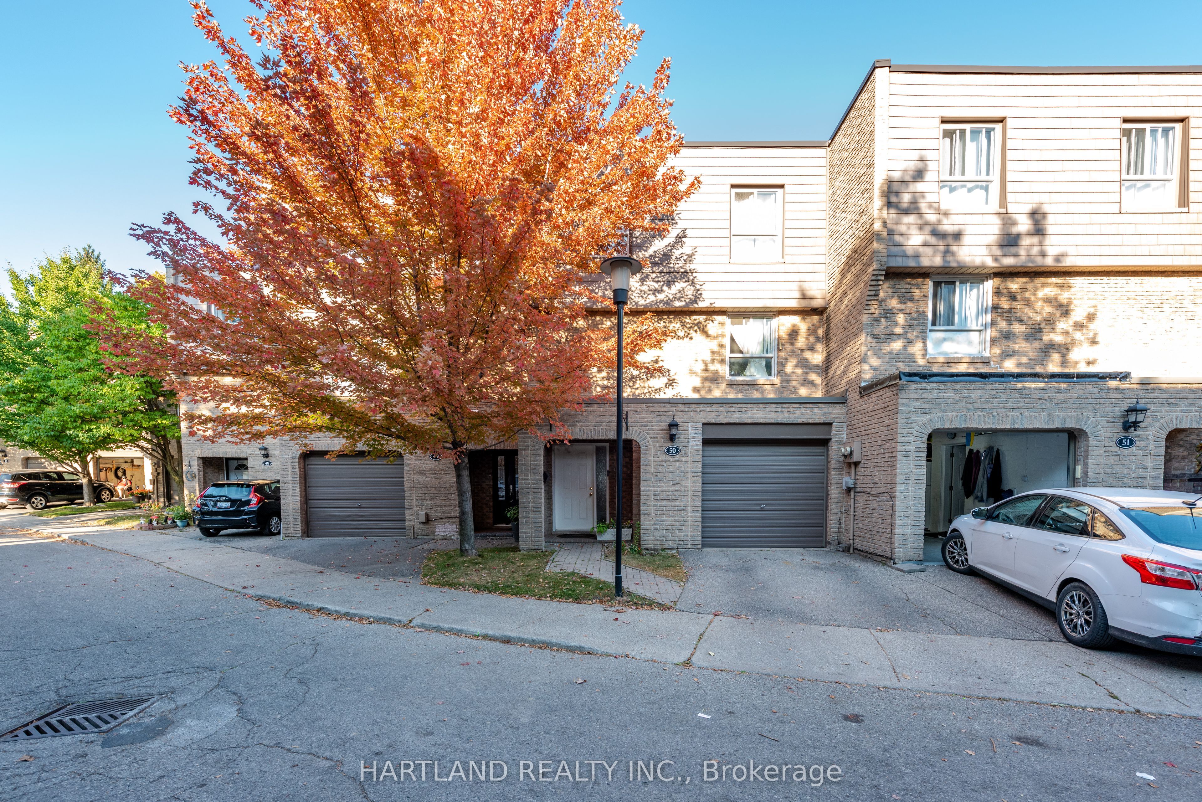 405 Hyacinthe Boulevard 50 Property Photo 1