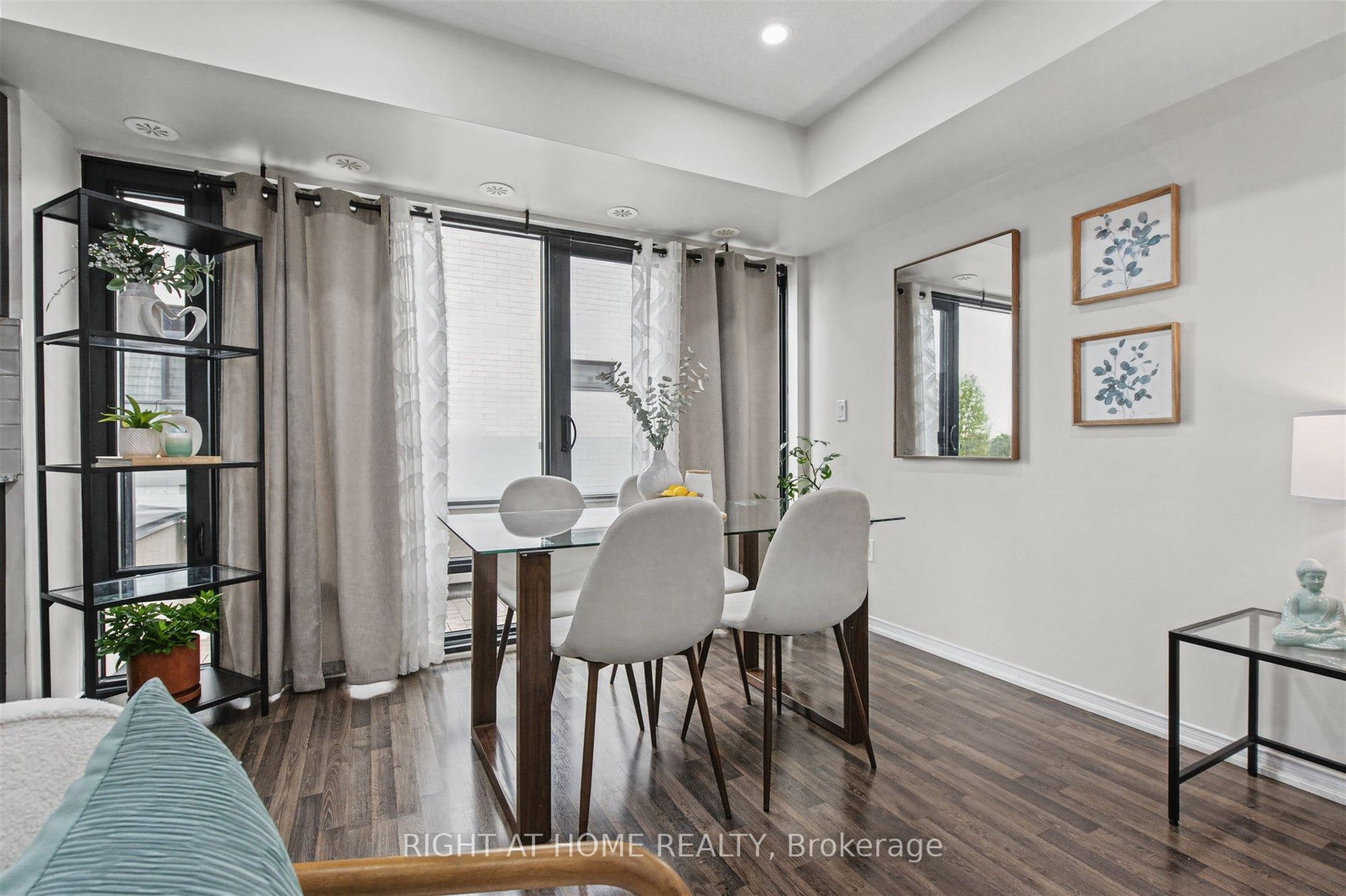 130 Widdicombe Hill Boulevard 416 Property Photo 9