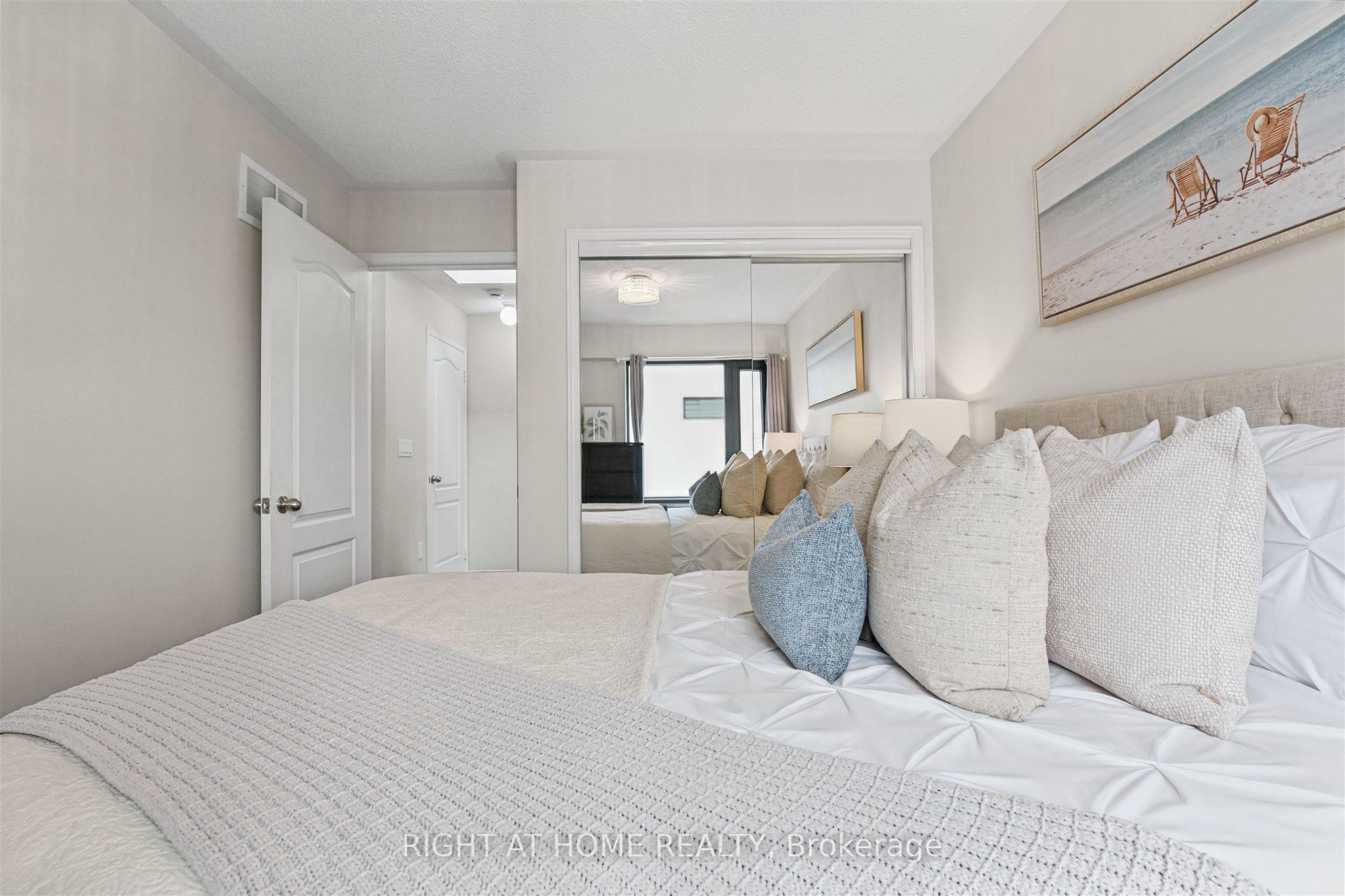 130 Widdicombe Hill Boulevard 416 Property Photo 26