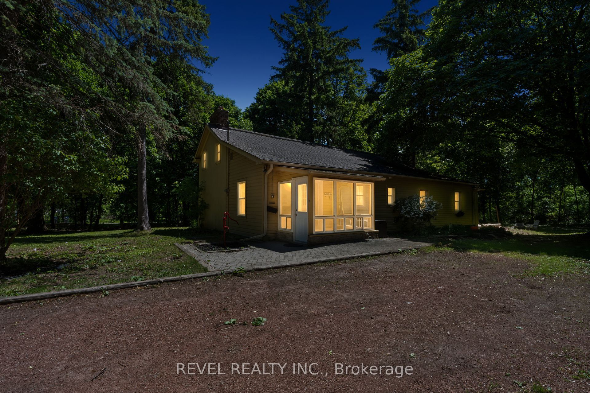 41 Mill Street Property Photo 3