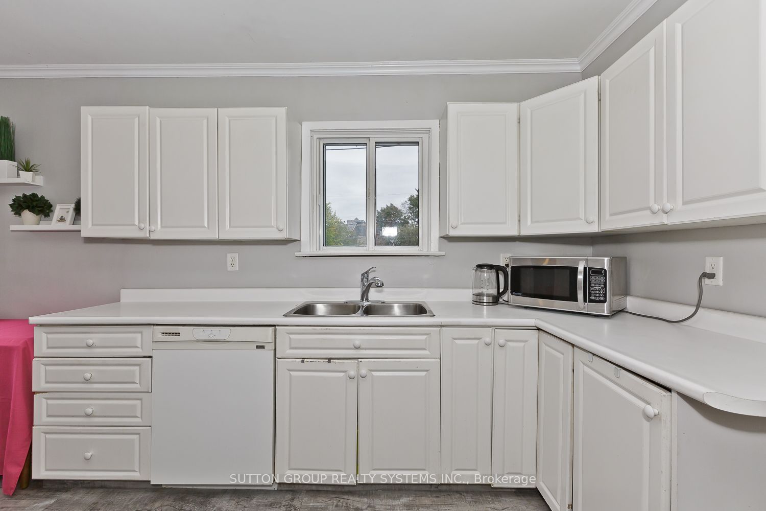 14 Lake Shore Drive Property Photo 12