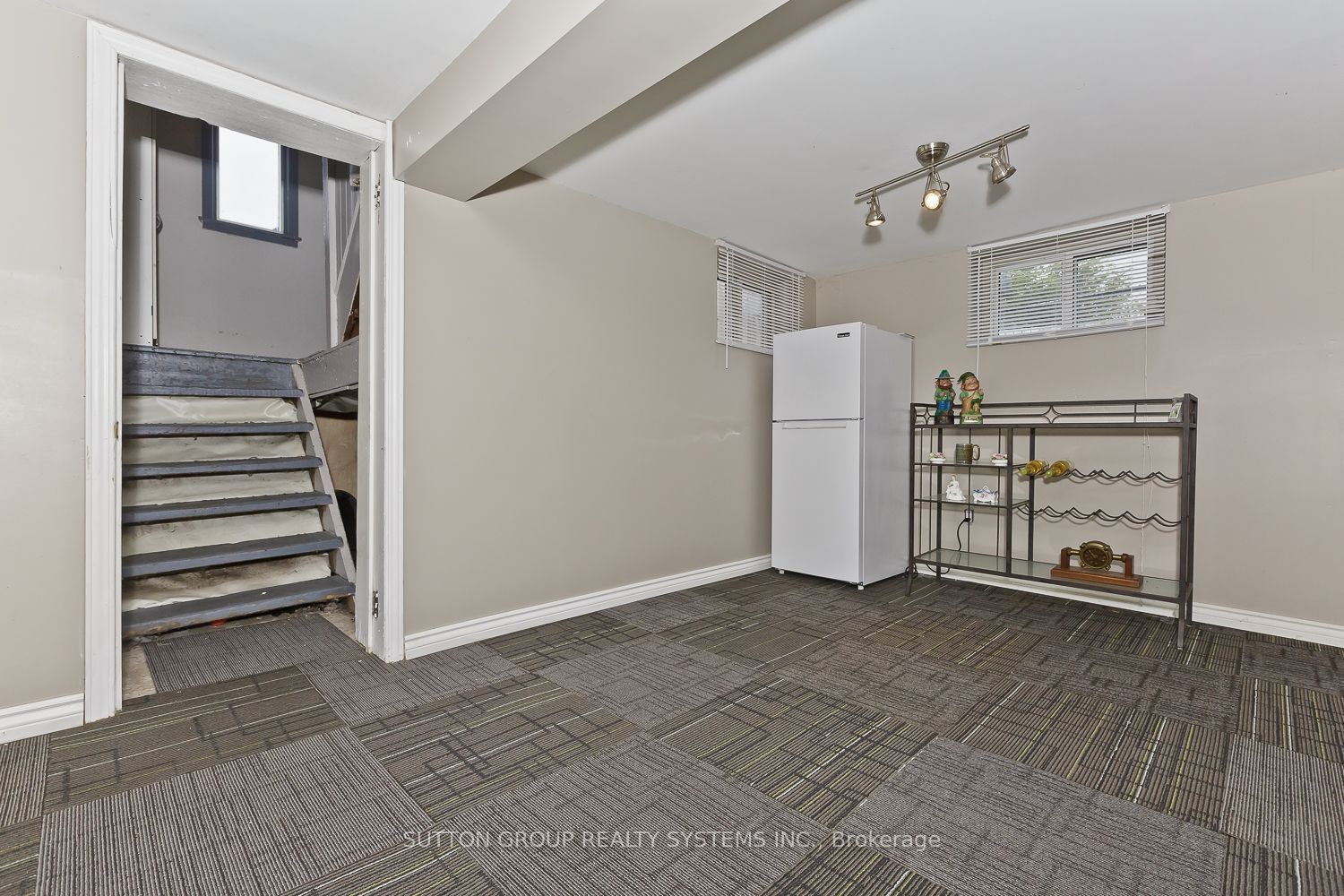 14 Lake Shore Drive Property Photo 23