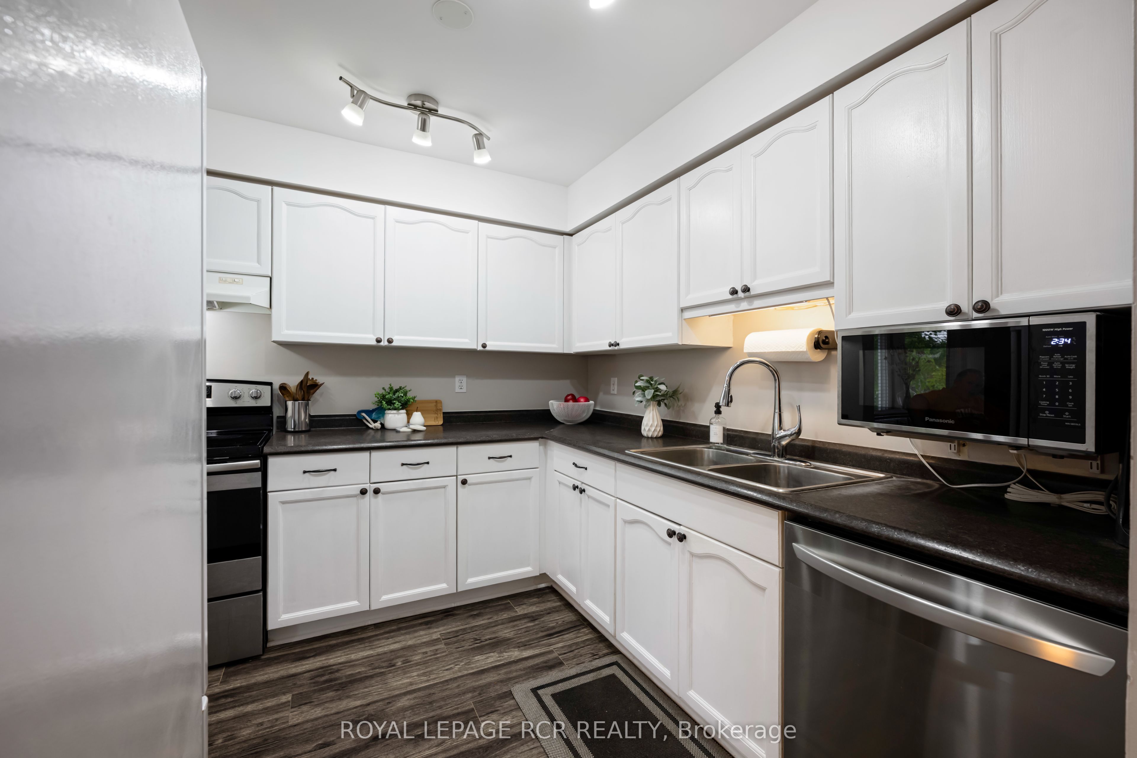 71 Shirley Street Property Photo 10