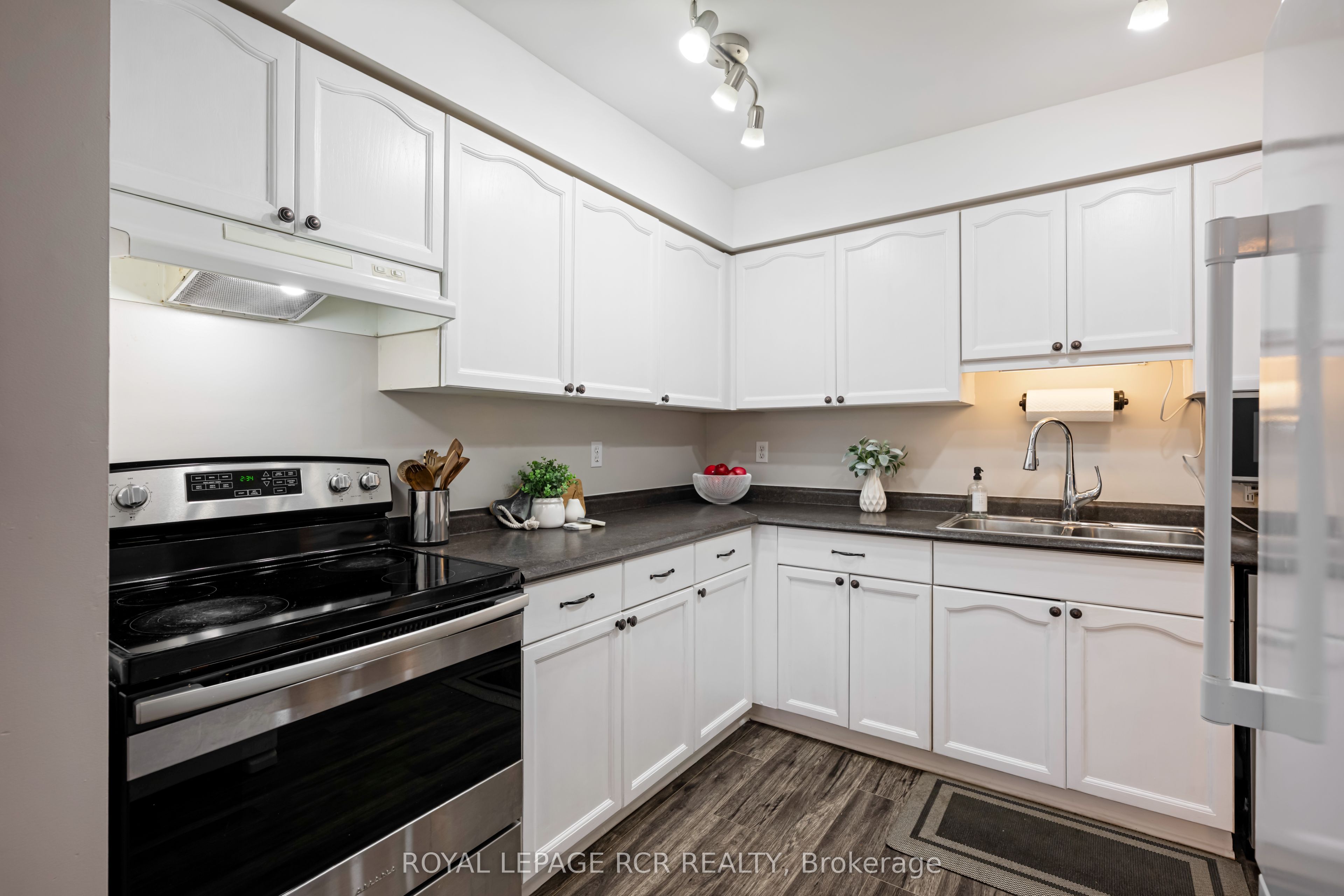71 Shirley Street Property Photo 12