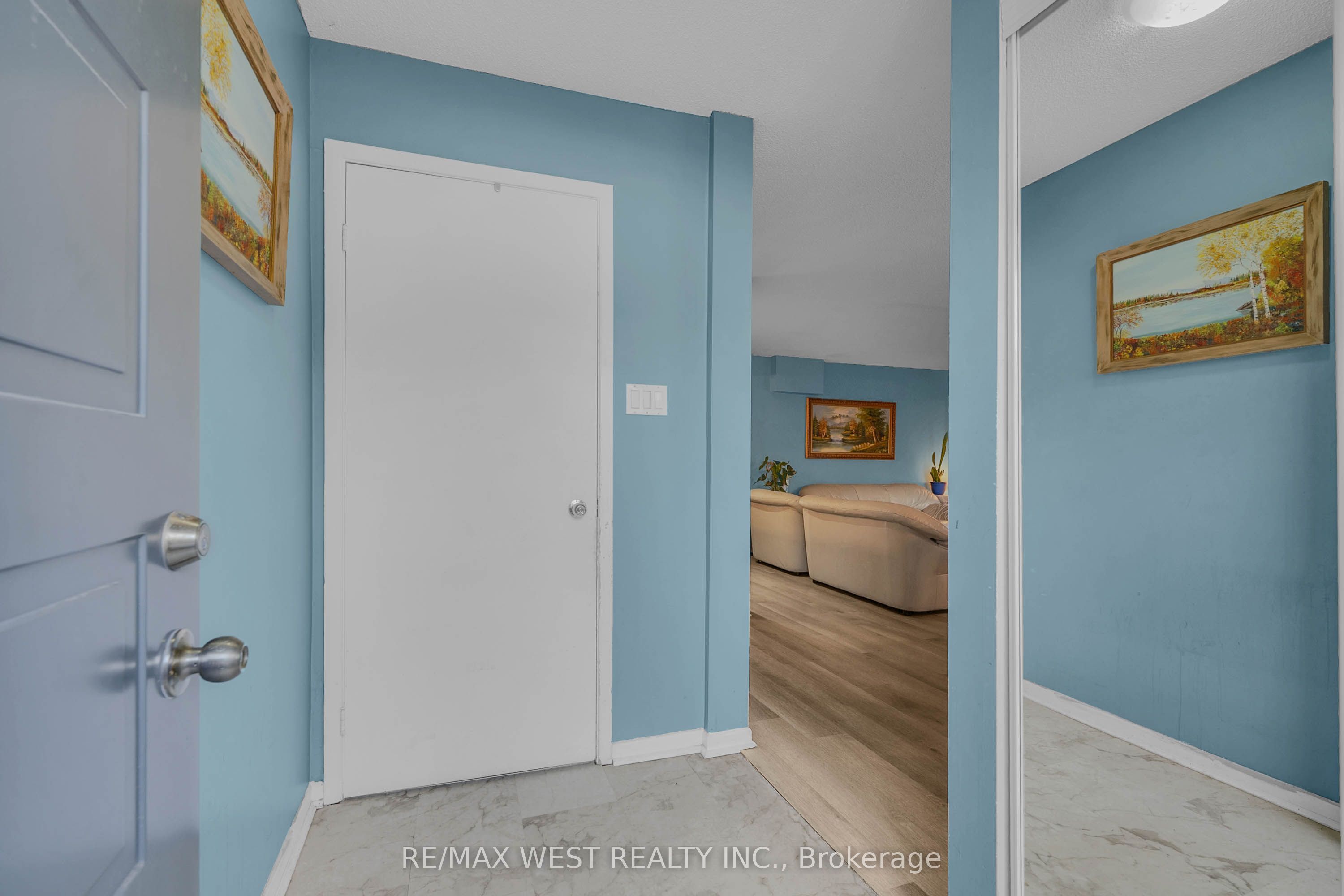 2866 Battleford Road 3d Property Photo 5