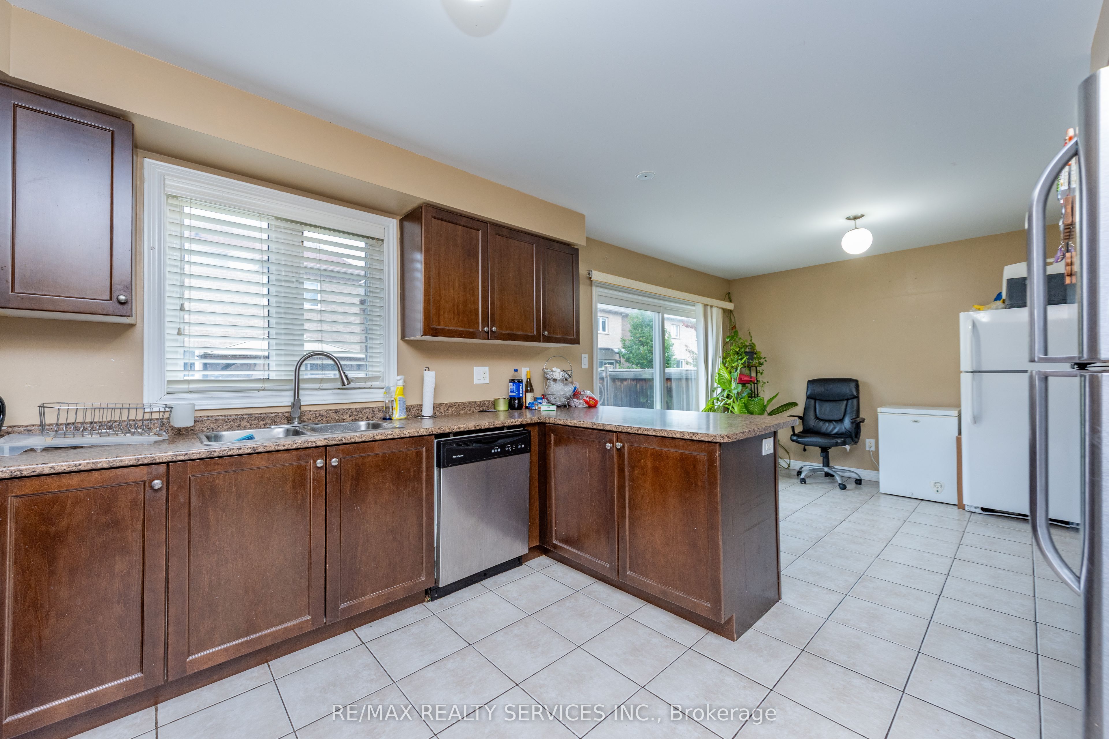 59 Beachville Circle Property Photo 12