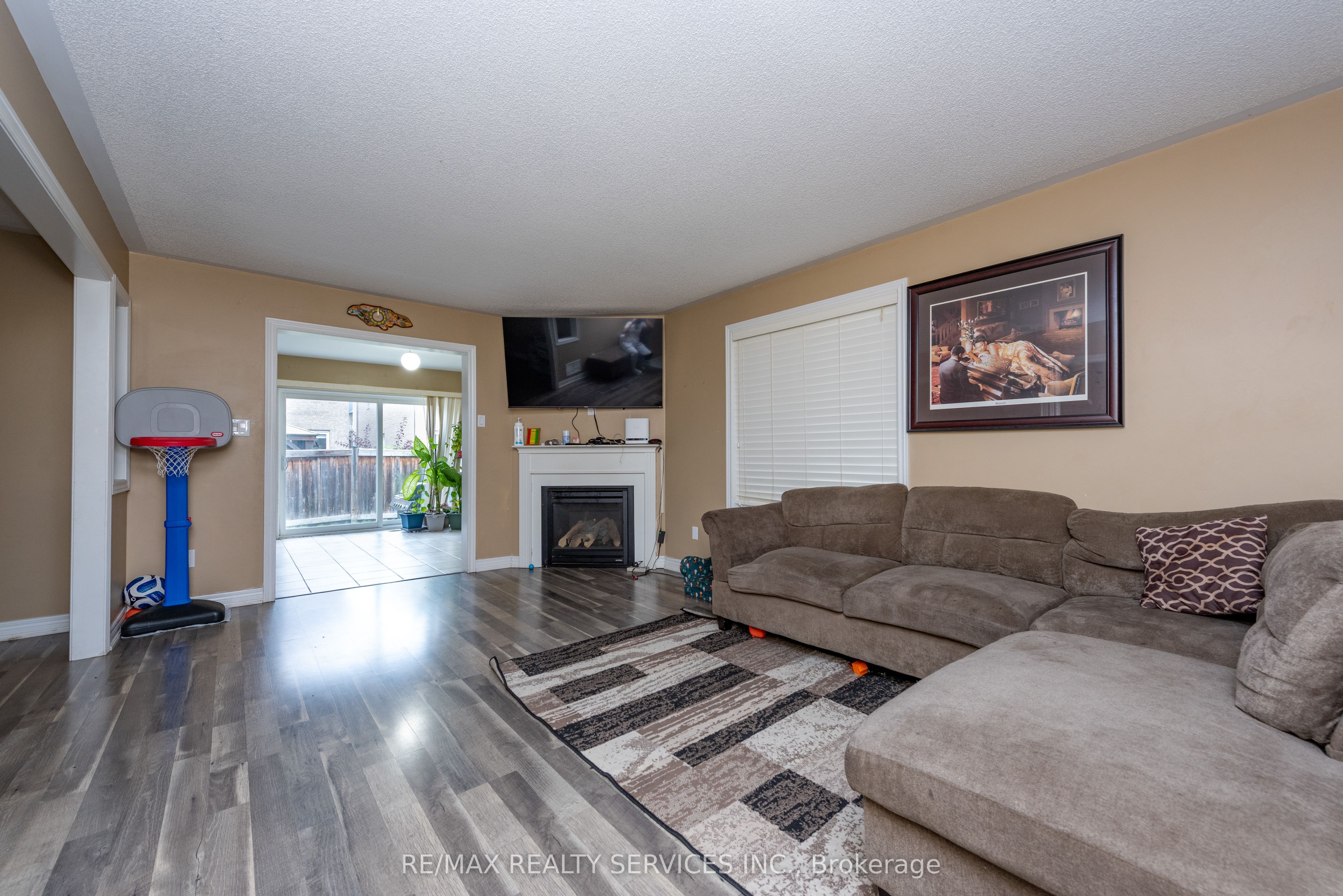 59 Beachville Circle Property Photo 18
