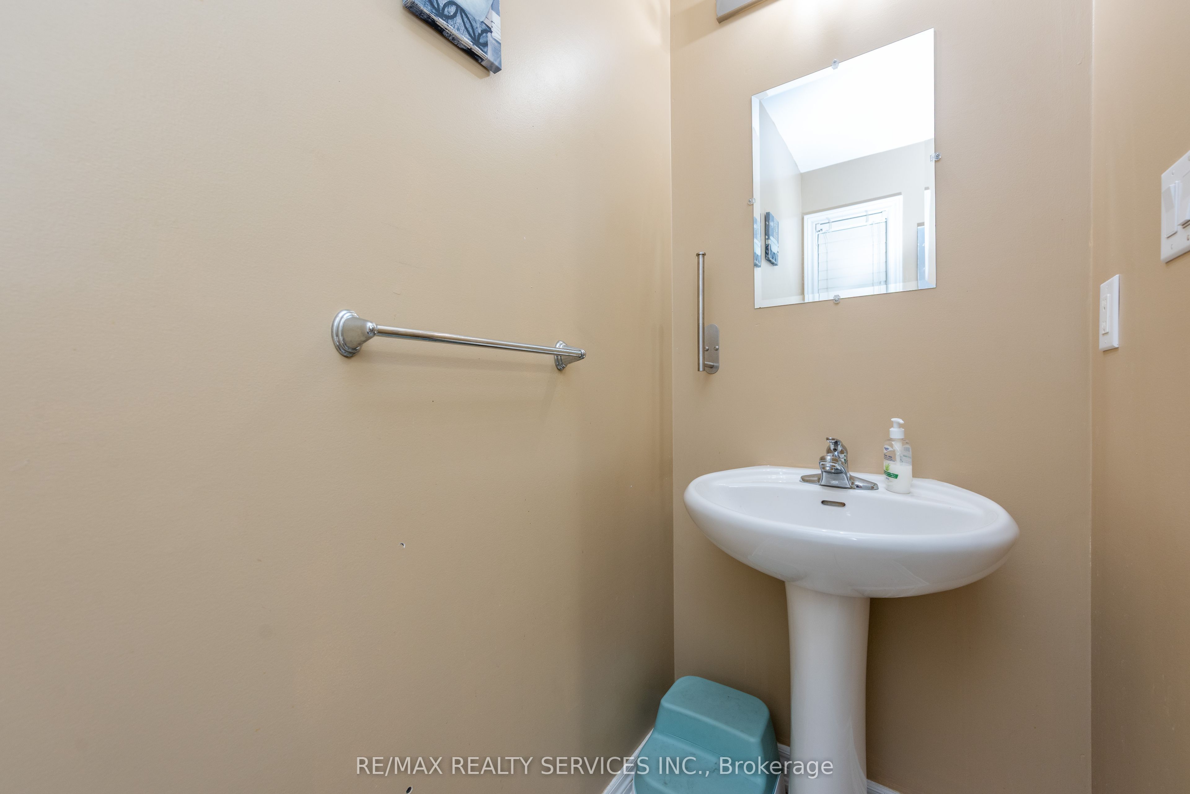 59 Beachville Circle Property Photo 23