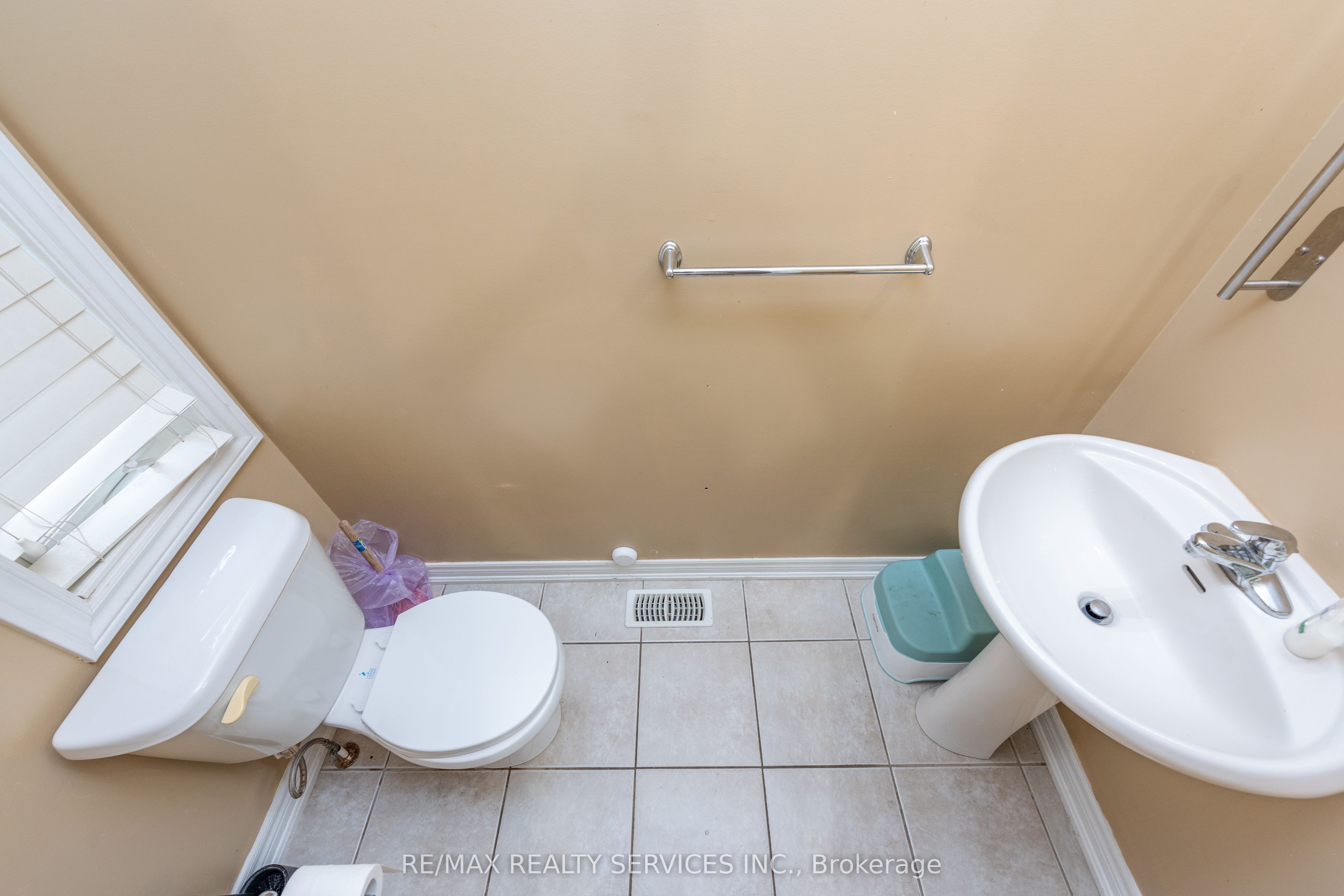 59 Beachville Circle Property Photo 24
