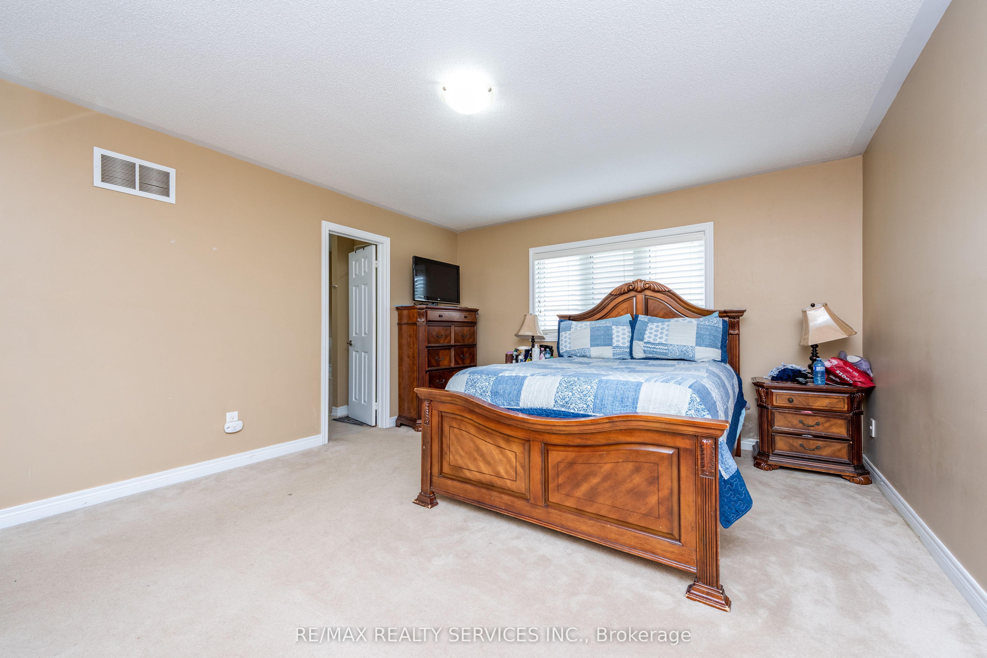 59 Beachville Circle Property Photo 30