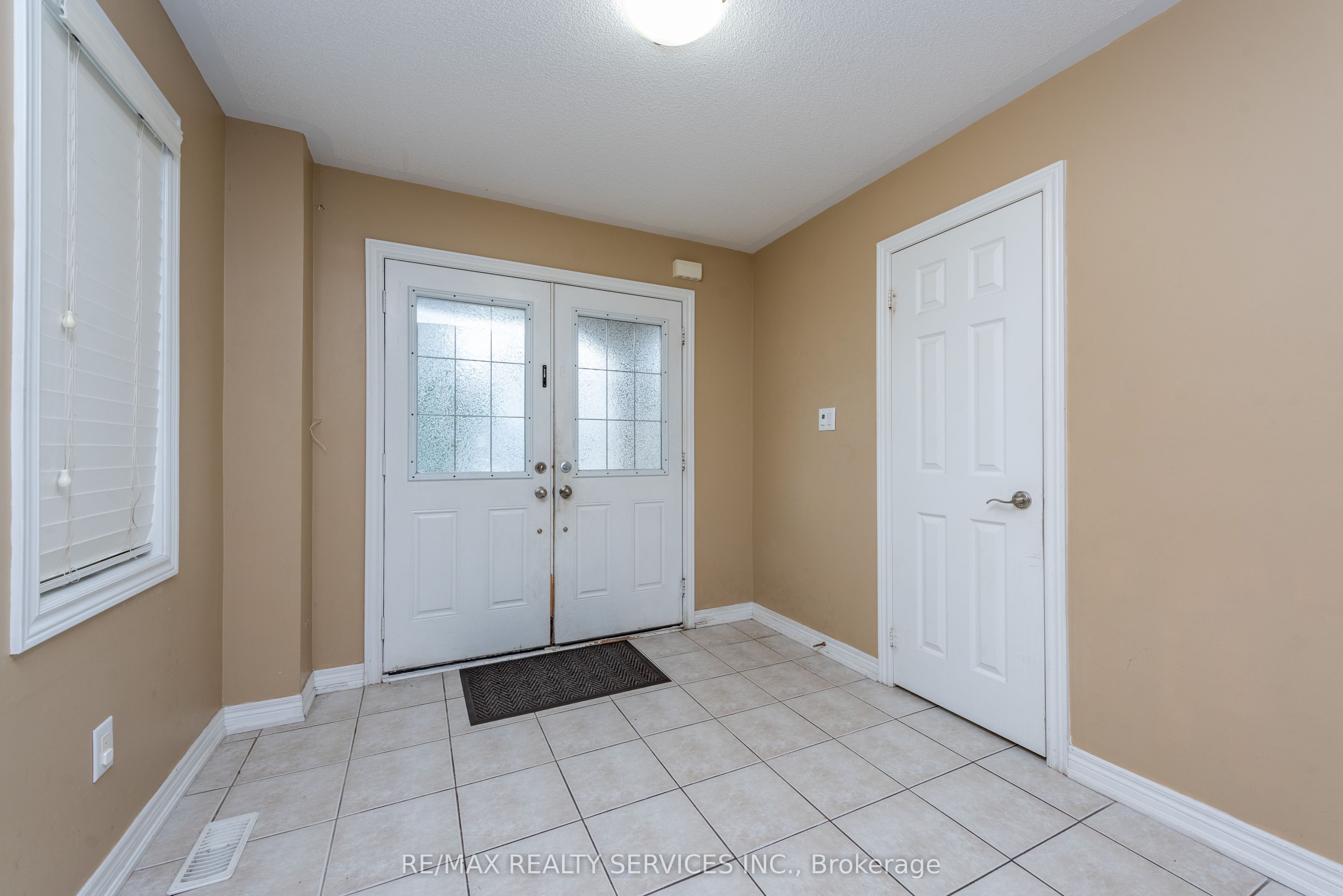 59 Beachville Circle Property Photo 32