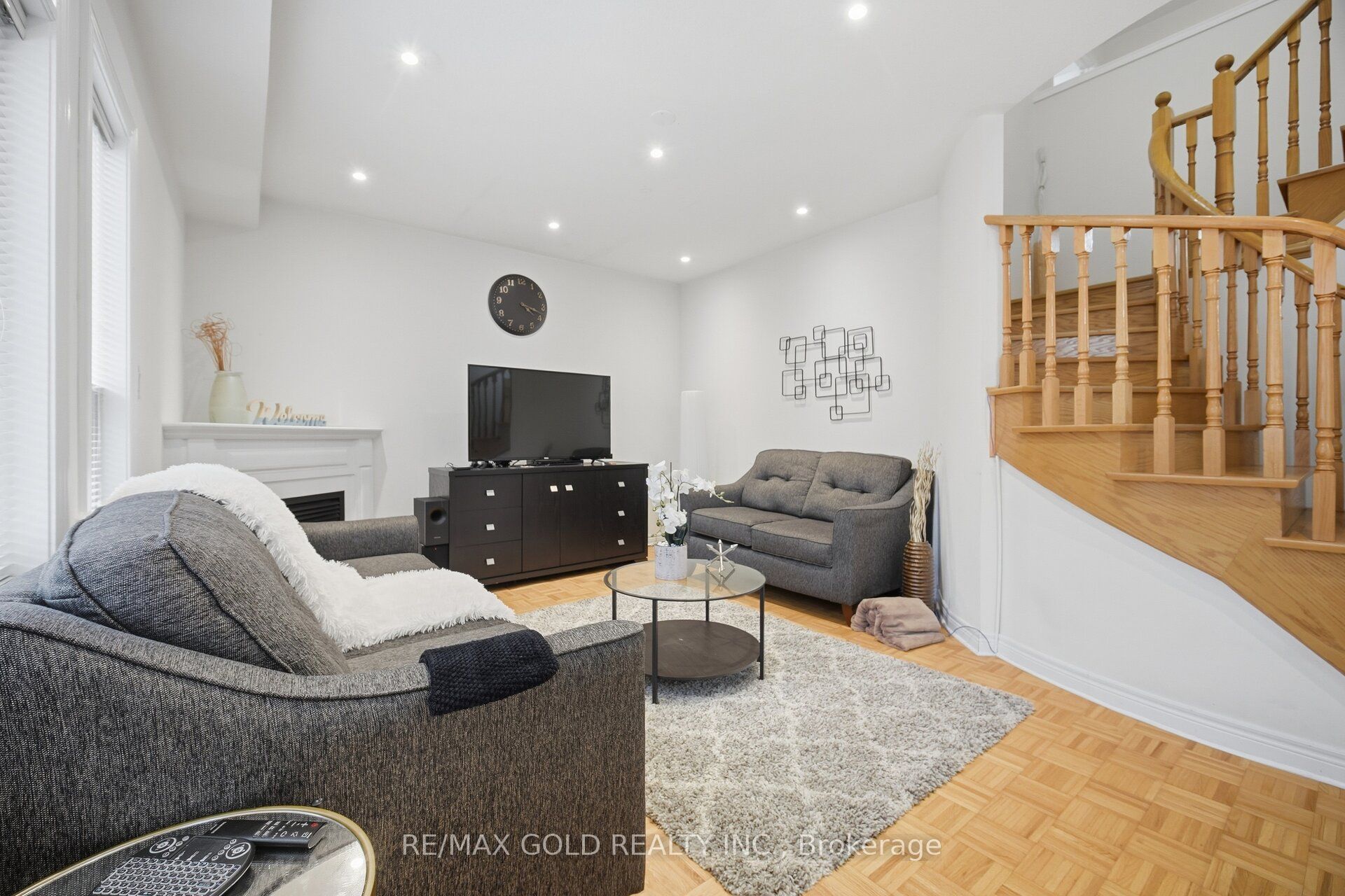 10 Sir Jacobs Crescent Property Photo 16