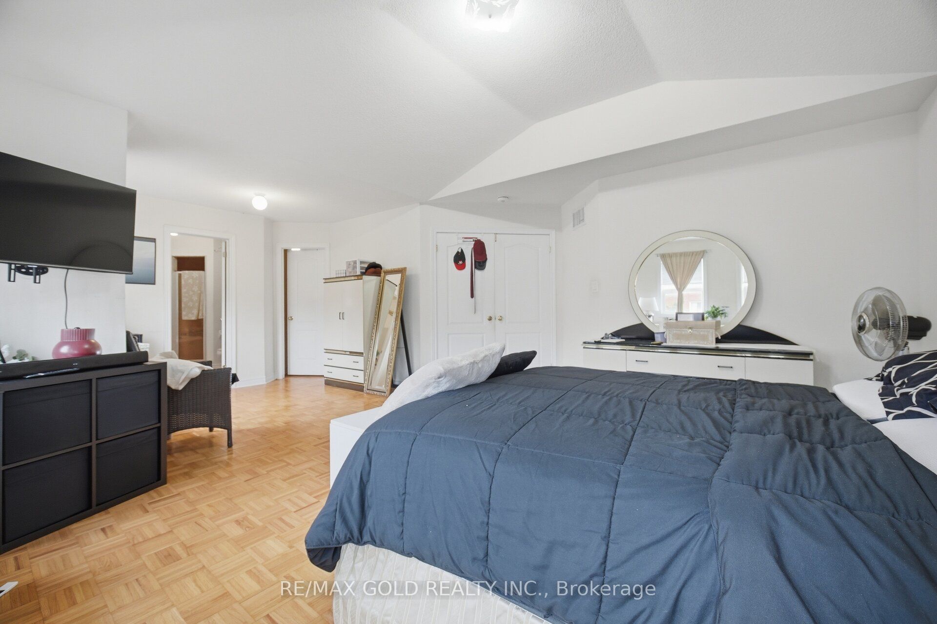 10 Sir Jacobs Crescent Property Photo 22