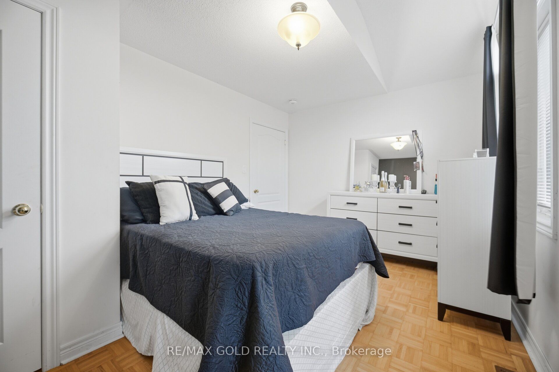 10 Sir Jacobs Crescent Property Photo 30