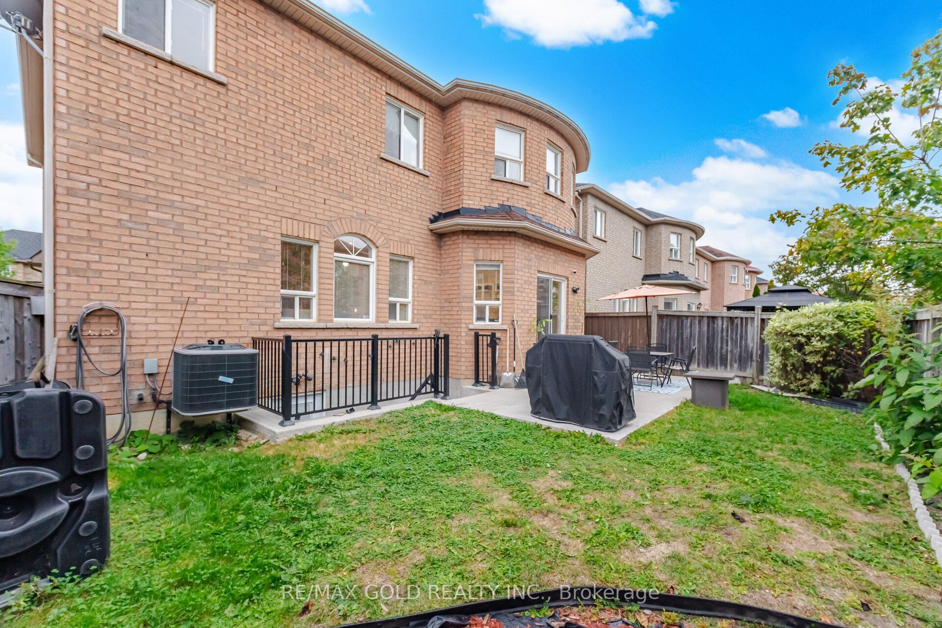 10 Sir Jacobs Crescent Property Photo 48