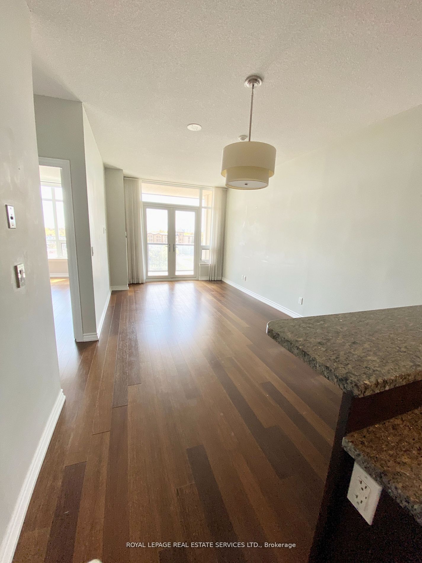 1135 Royal York Road 502 Property Photo 6