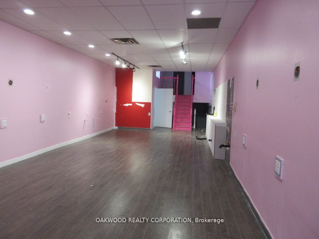 47 Queen Street E A Property Photo 4