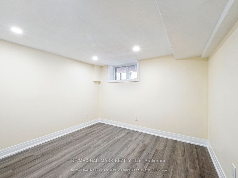 1132 Glengrove Avenue Property Photo 6