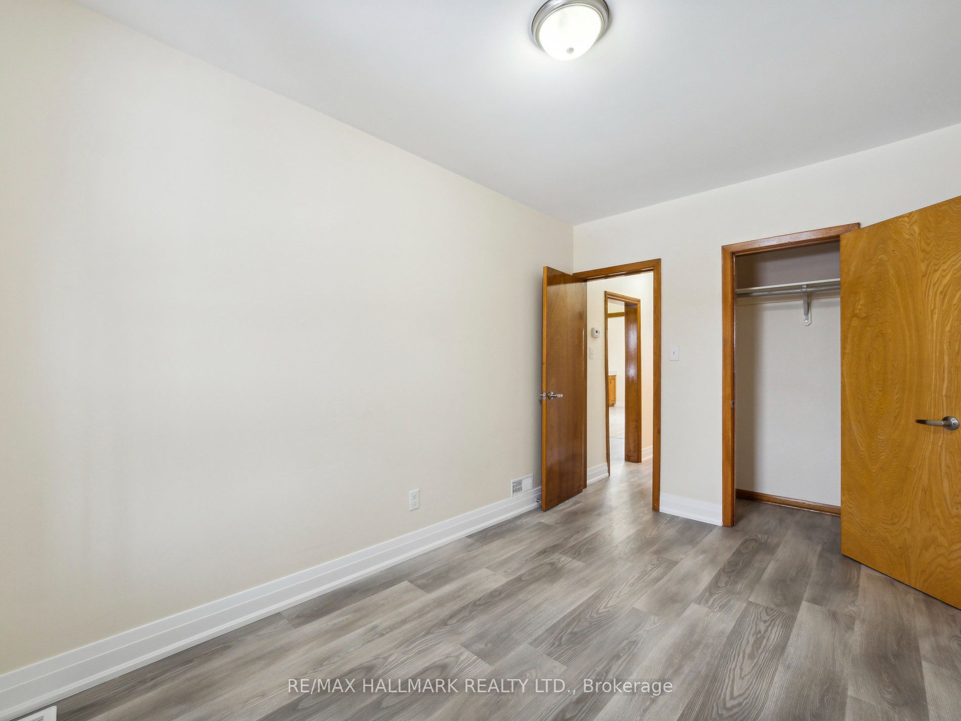 1132 Glengrove Avenue Property Photo 25