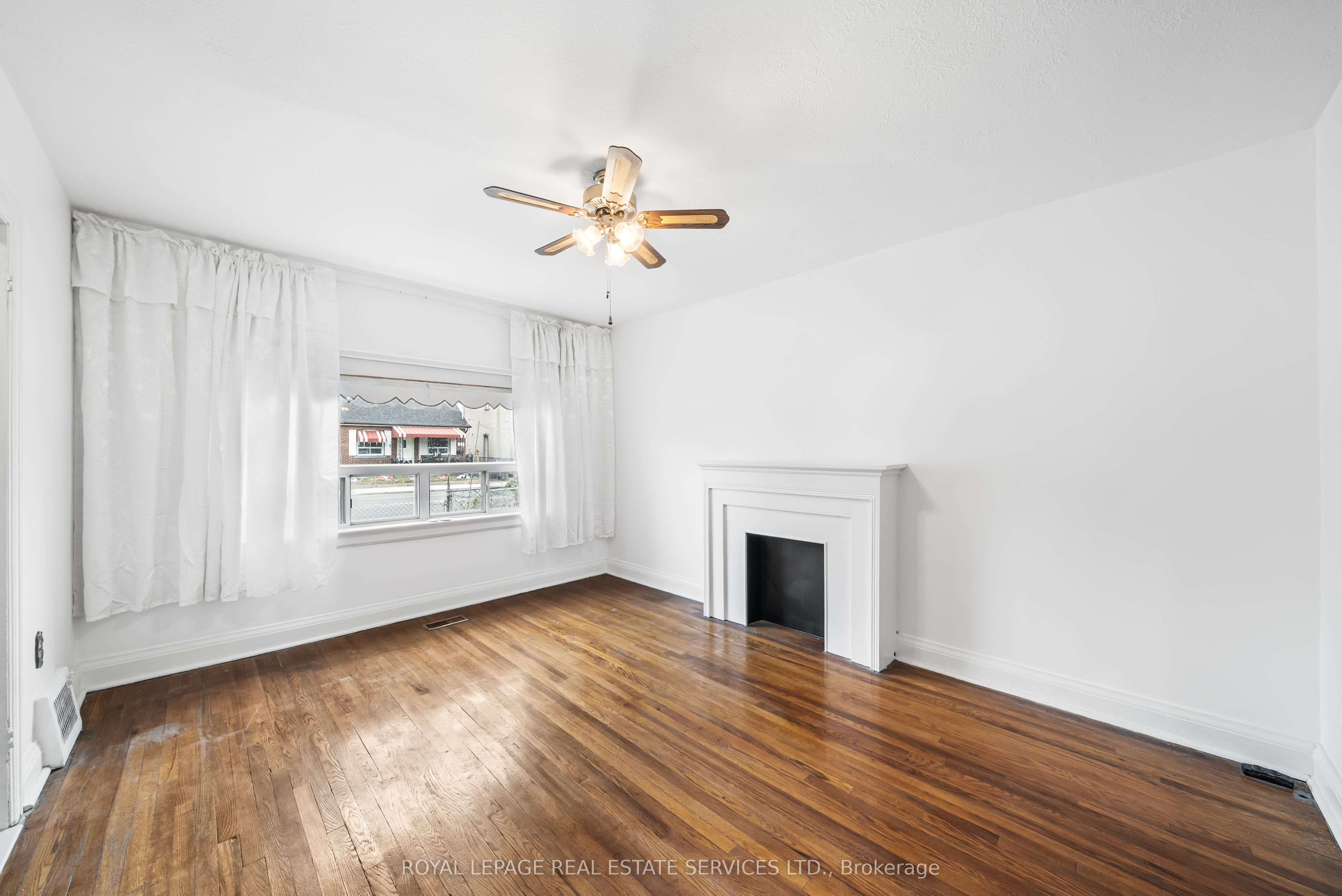 616 Old Weston Road Property Photo 4