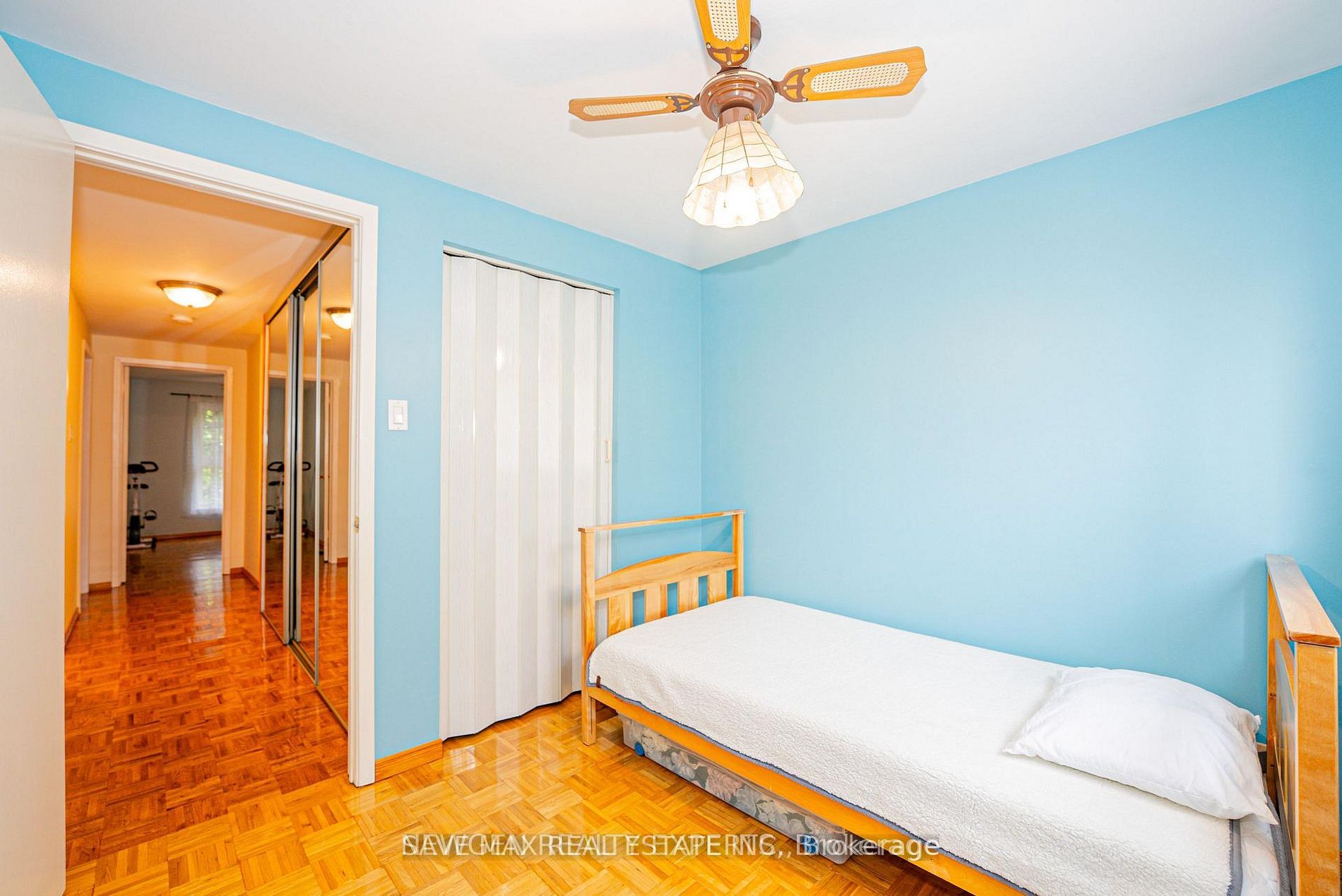 46 Dearbourne Boulevard 56 Property Photo 25