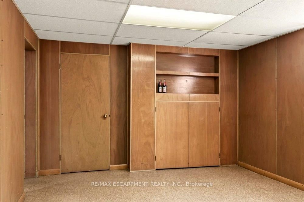 970 Danforth Avenue Property Photo 28