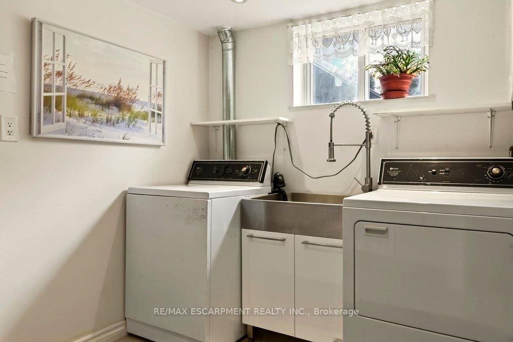 970 Danforth Avenue Property Photo 29