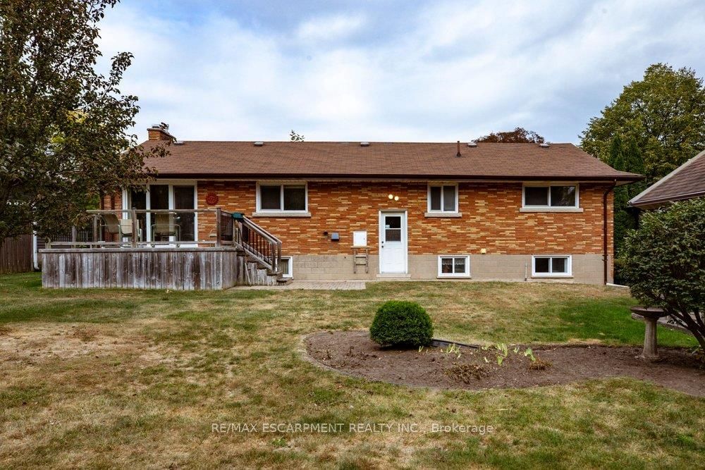 970 Danforth Avenue Property Photo 45