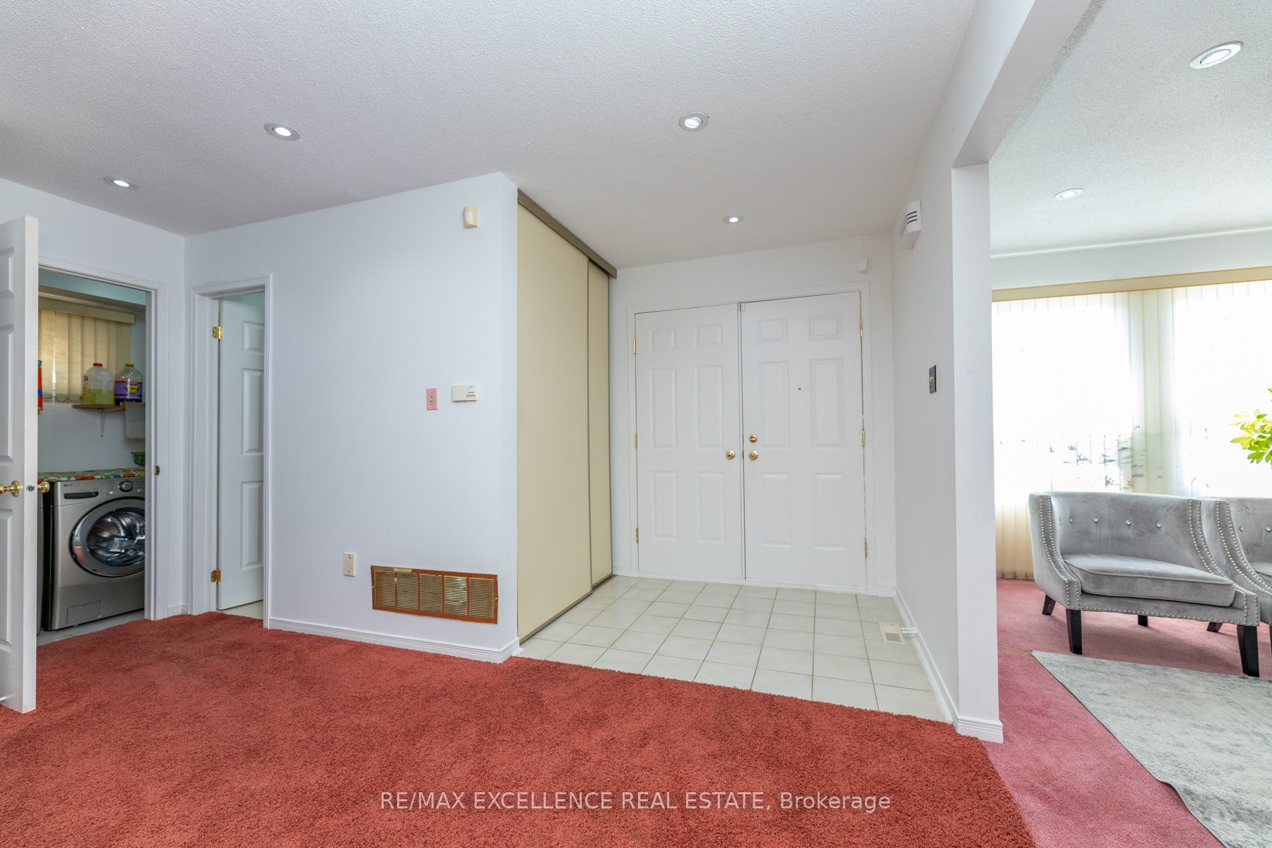 55 Atkins Circle Property Photo 7