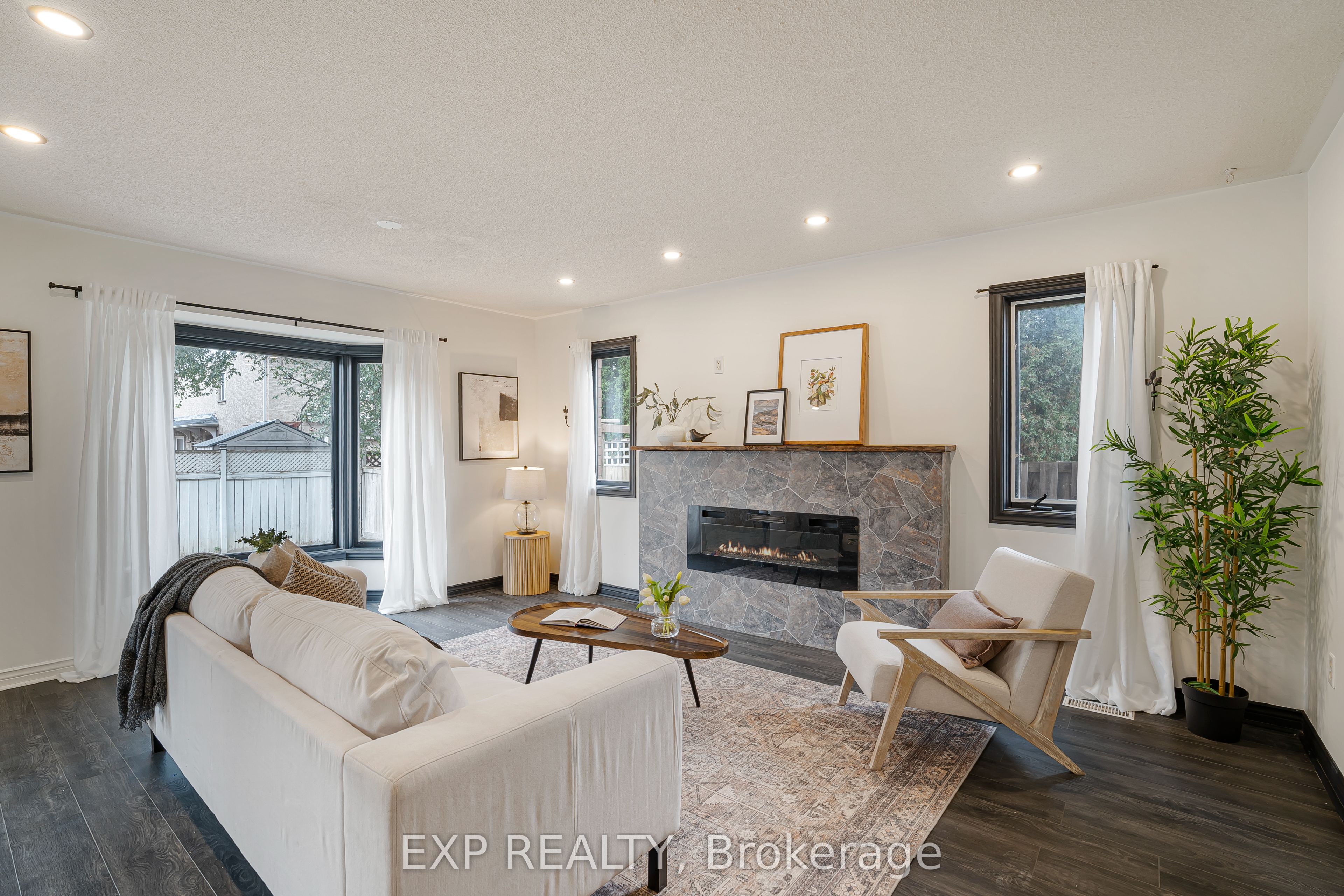 65 Pressed Brick Drive Property Photo 1