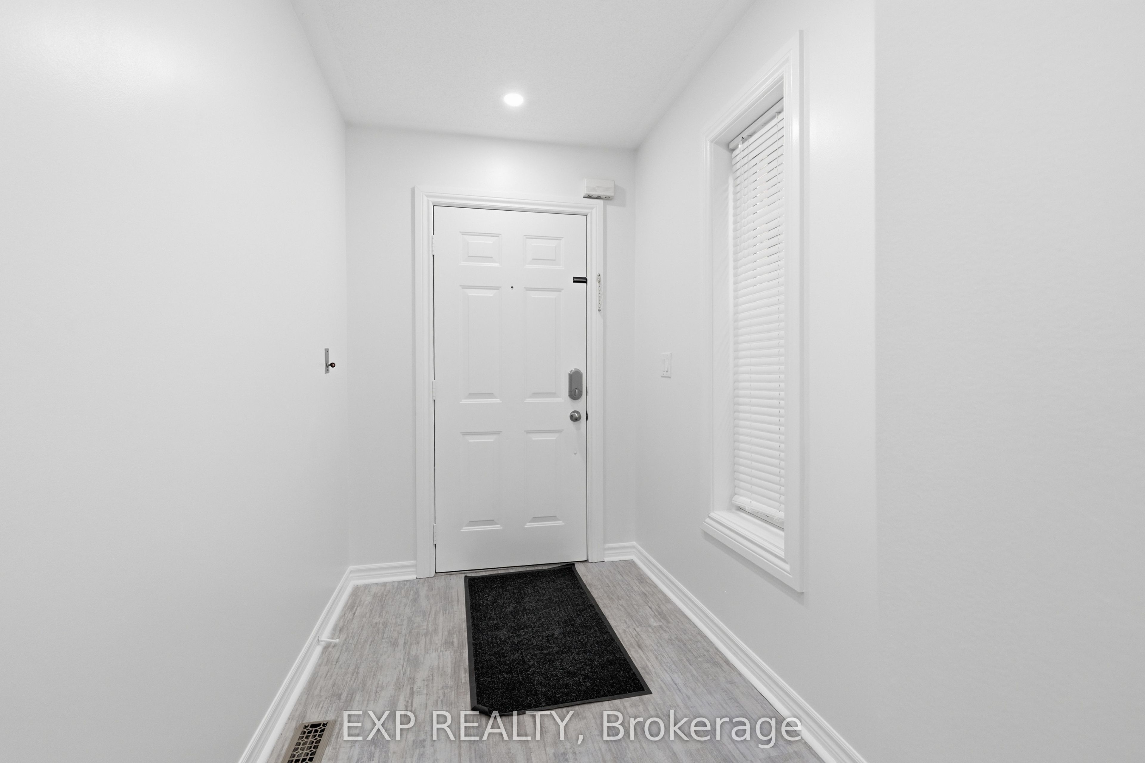 1015 Borden Lane Property Photo 3